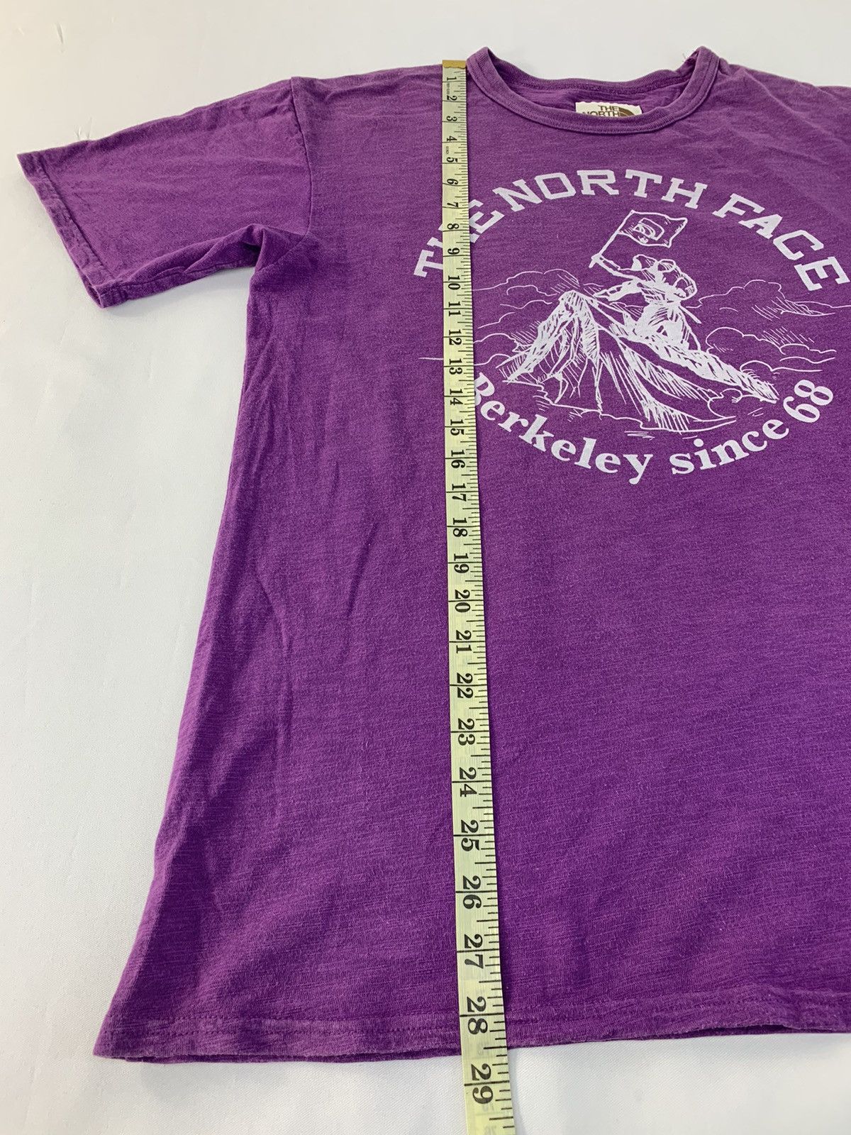 The North Face Hype The North Face TNF Mount Berkely 68 Printed Tee Size US L / EU 52-54 / 3 - 10 Thumbnail