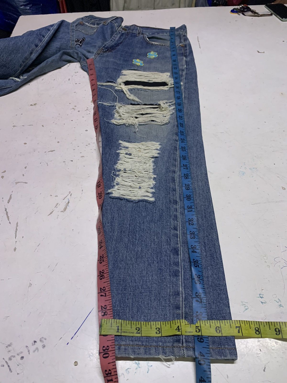 Levi's Vintage Clothing Distressed denim Levi’s Size US 34 / EU 50 - 15 Thumbnail