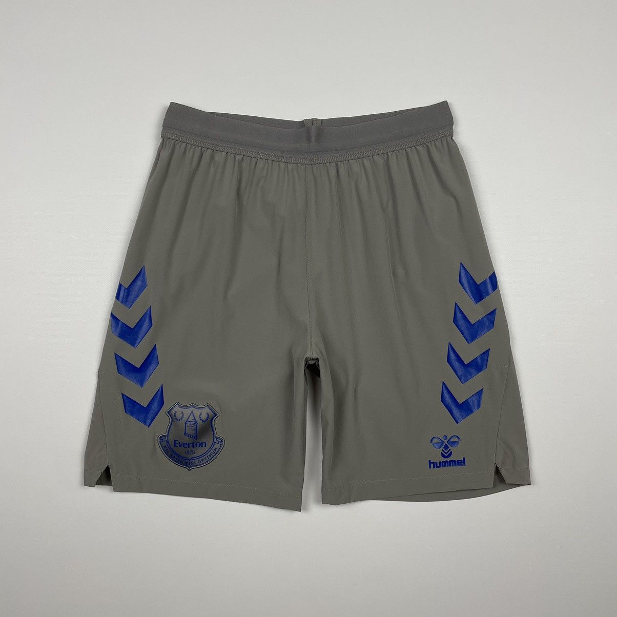 Hummel Everton Hummel Home Training Soccer Shorts Size US 30 / EU 46 - 1 Thumbnail