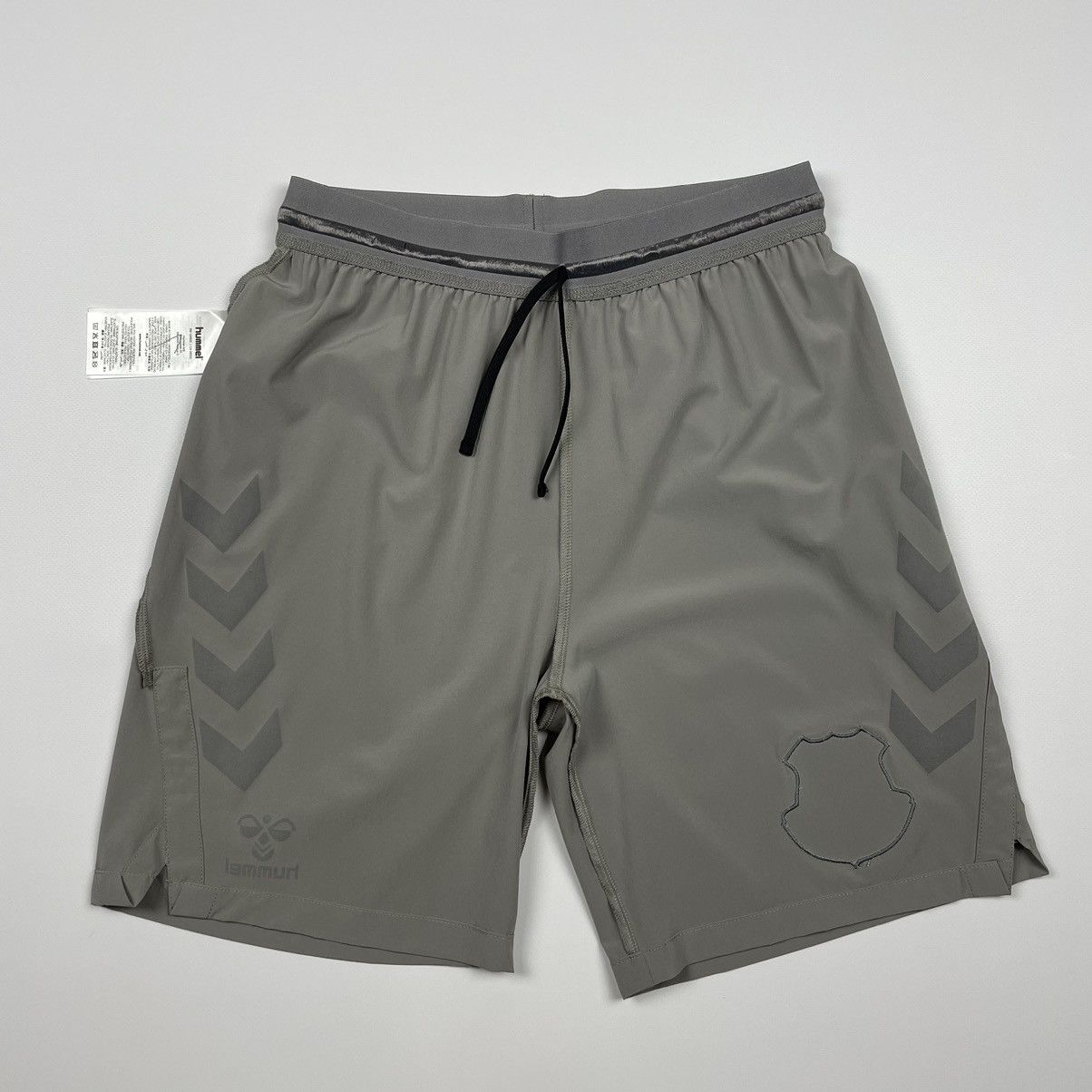 Hummel Everton Hummel Home Training Soccer Shorts Size US 30 / EU 46 - 11 Thumbnail