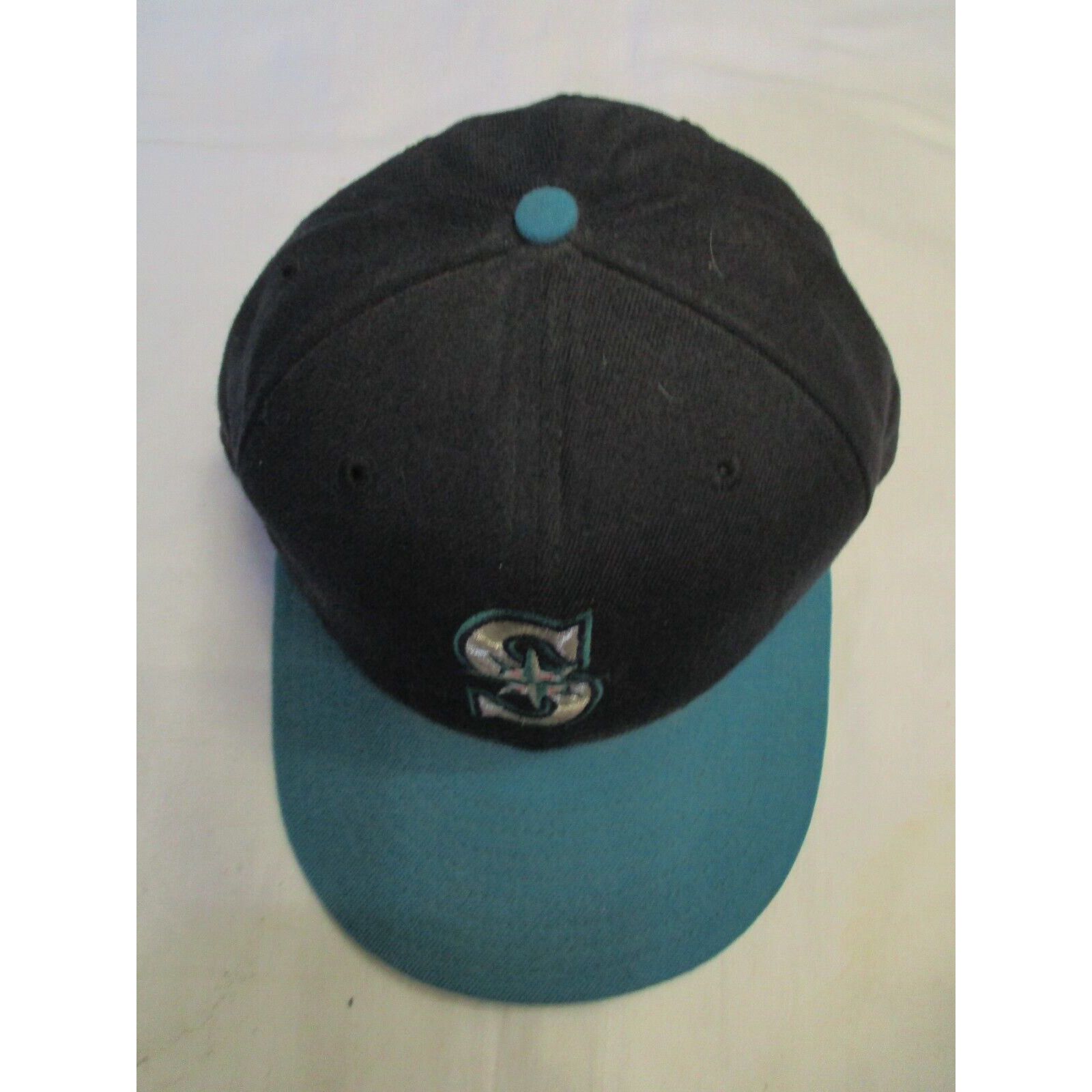 Vintage Seattle Mariners Fitted Hat Cap New Era Pro Model 100% Wool Size 7  5950