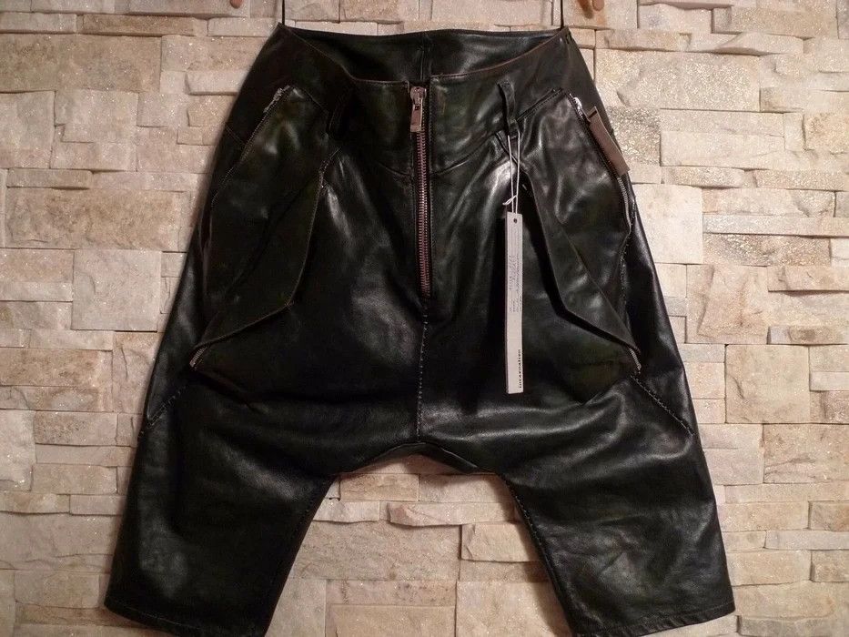 Incarnation INCARNATION GUIDI PELLE BUFFALO LEATHER DROP RISE SHORTS ...