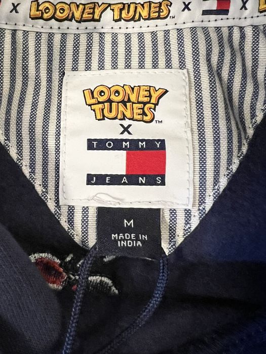 Looney tunes discount tommy hilfiger sweatshirt