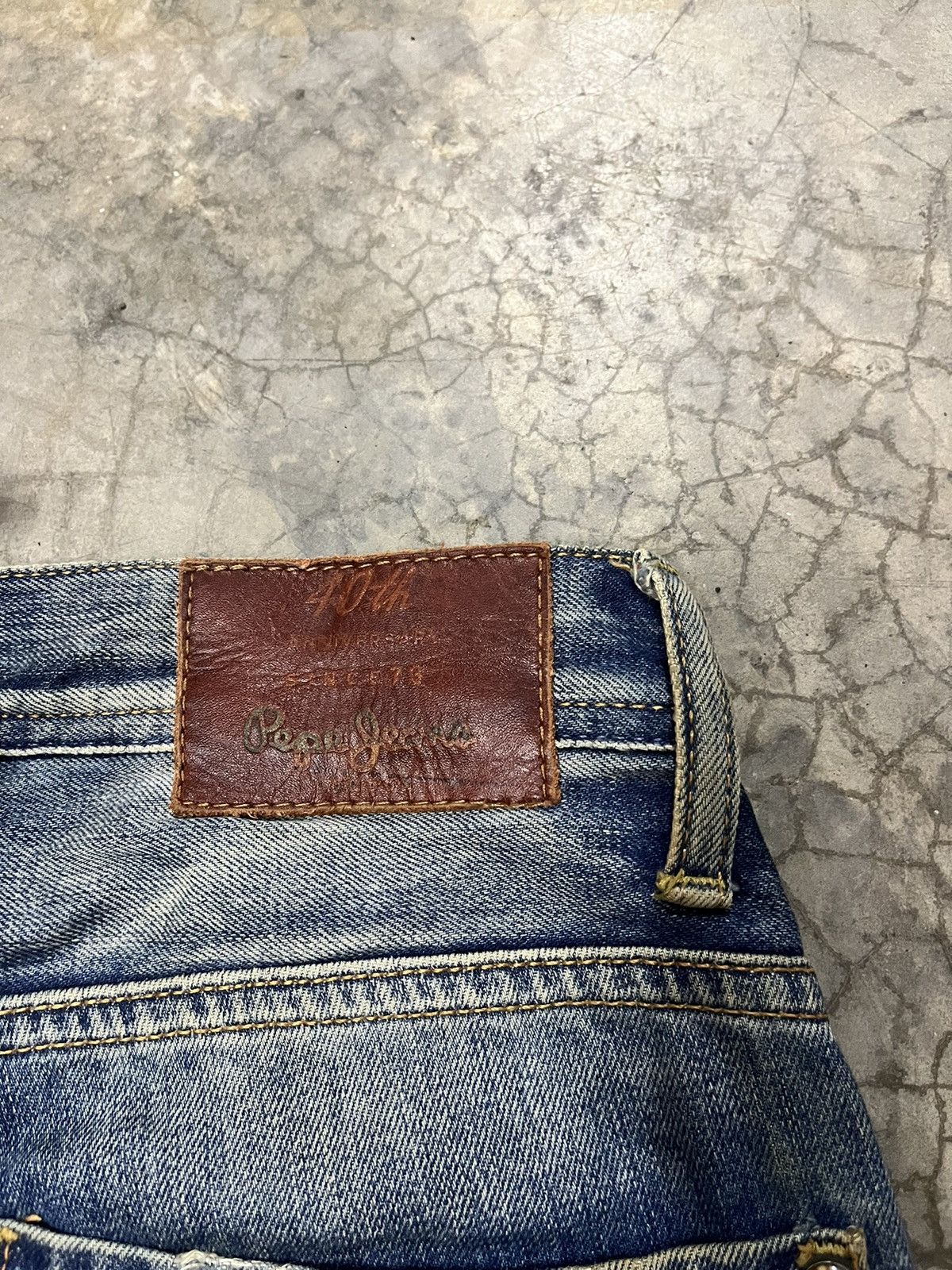Pepe Jeans Vintage Y2K pepe Jeans faded baggy embroidered UK Flag Size US 30 / EU 46 - 6 Thumbnail