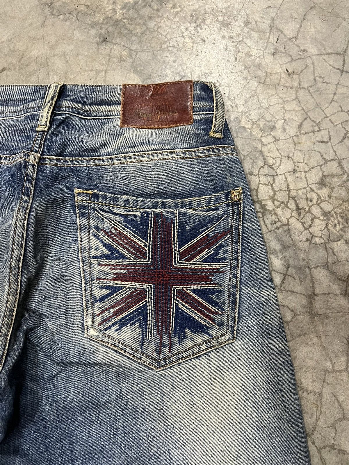 Pepe Jeans Vintage Y2K pepe Jeans faded baggy embroidered UK Flag Size US 30 / EU 46 - 5 Thumbnail