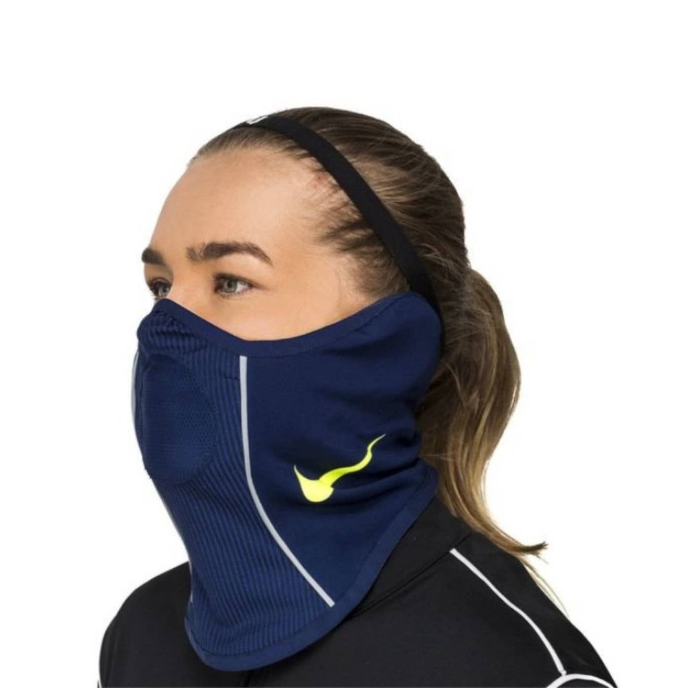 Nike soccer outlet snood sizing