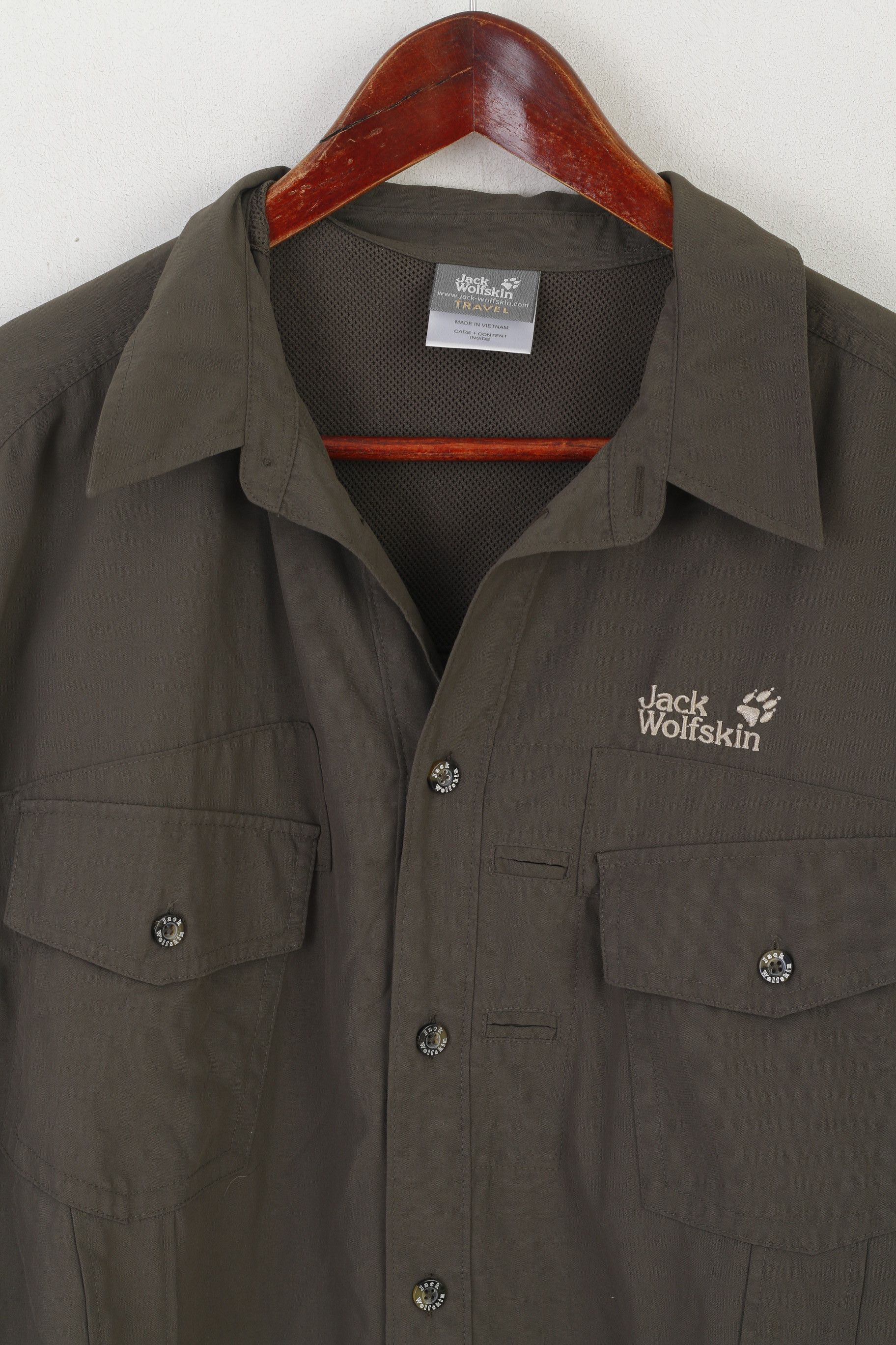 Jack Wolfskin Jack Wolfskin Travel Men L Casual Shirt Green Nylon 1246 Size US L / EU 52-54 / 3 - 3 Thumbnail