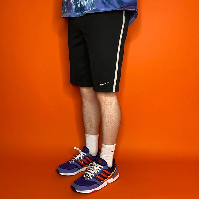 coloured nike shorts