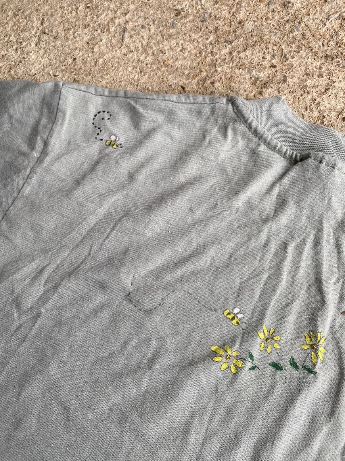 Disney × Vintage Vintage 90’s Winnie Pooh Tigger Eeyore Distressed Shirt Size US M / EU 48-50 / 2 - 6 Thumbnail