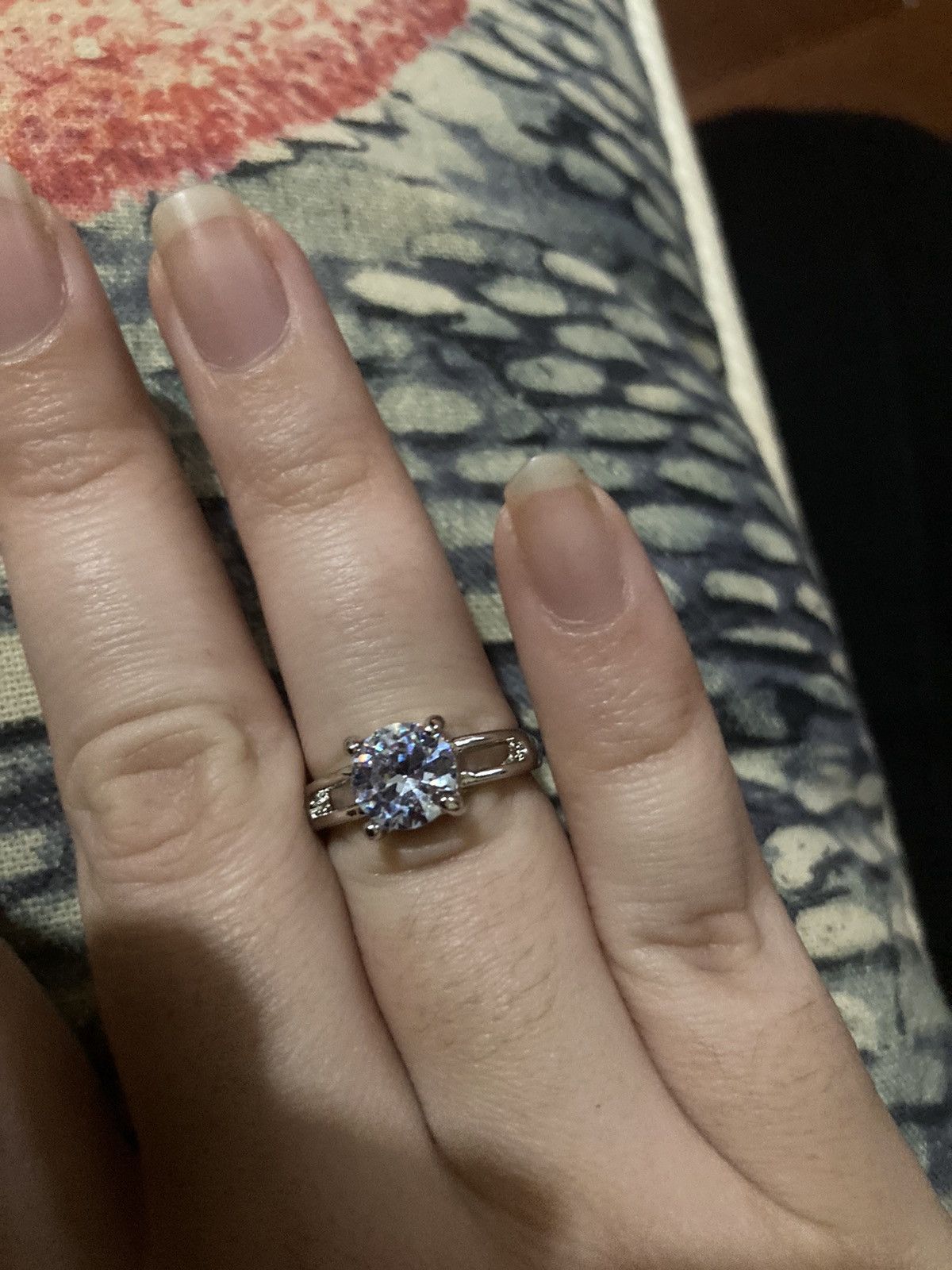 Jewelry Silver plated and sparkly ring Size ONE SIZE - 1 Thumbnail