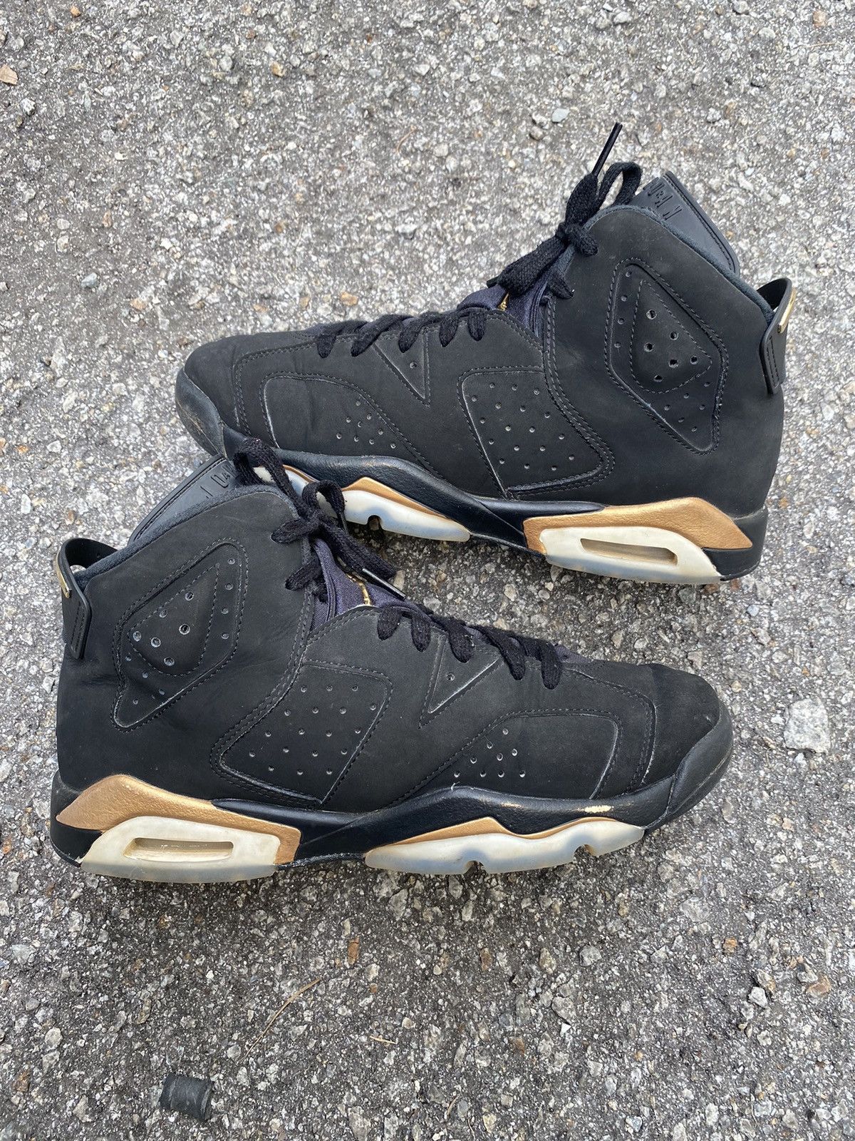 image of Jordan Nike Air Jordan 6 Retro ‘Defining Moments’ 2020 Shoes in Black, Men's (Size 7)