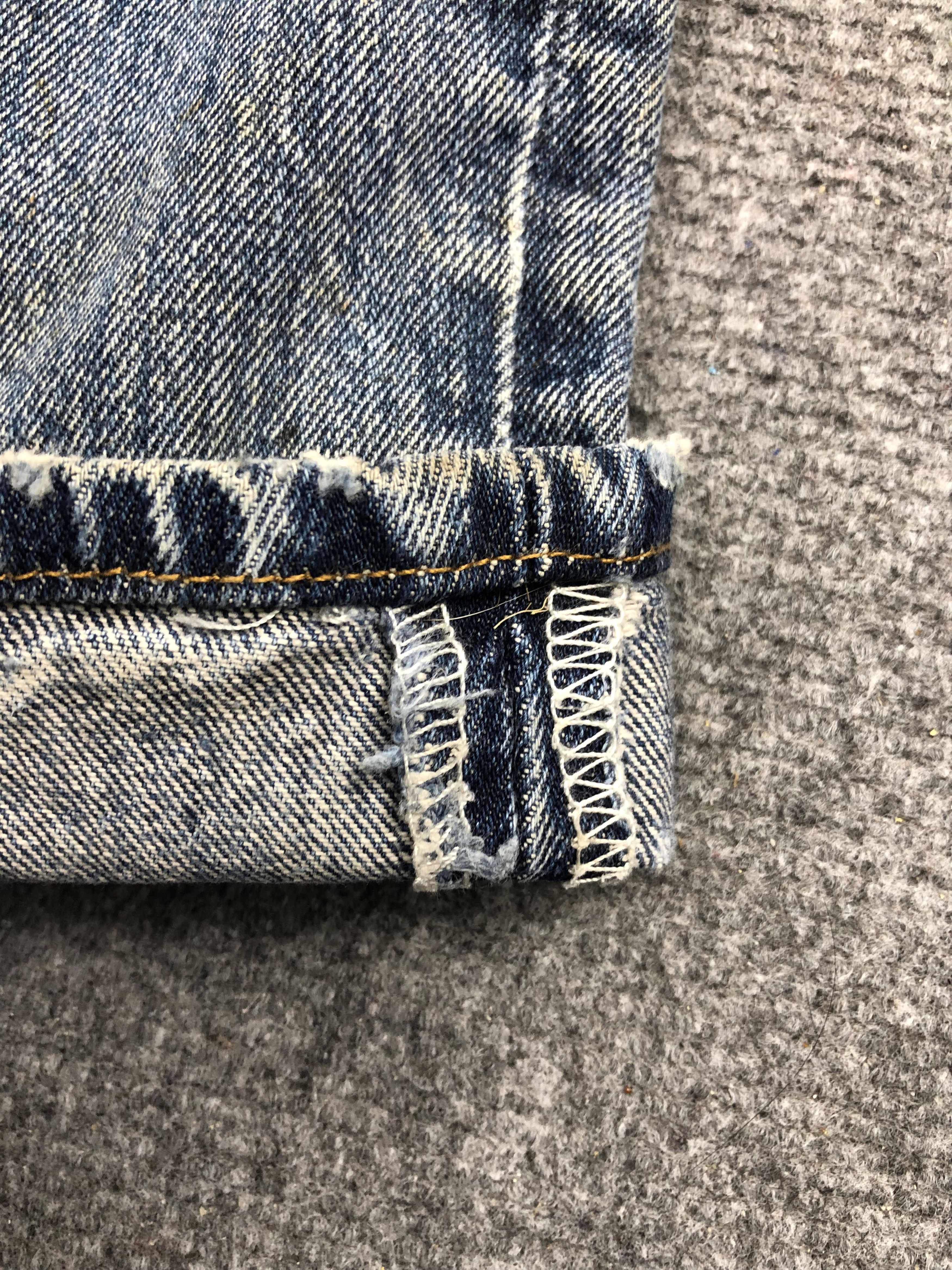 Levi's Vintage Levis 501 Splatter Paint Jeans DP1630 Size US 34 / EU 50 - 9 Thumbnail