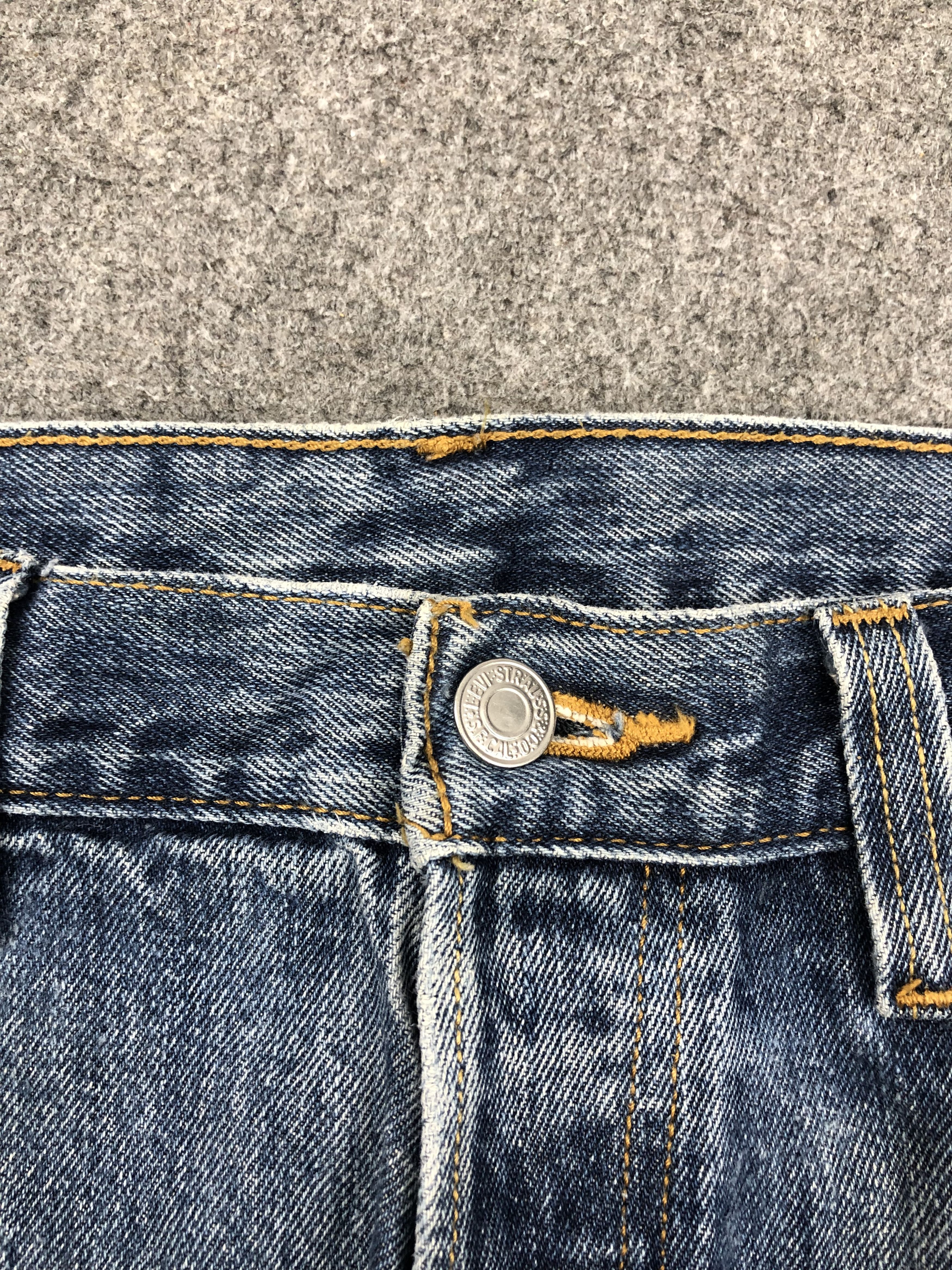 Levi's Vintage Levis 501 Splatter Paint Jeans DP1630 Size US 34 / EU 50 - 13 Thumbnail