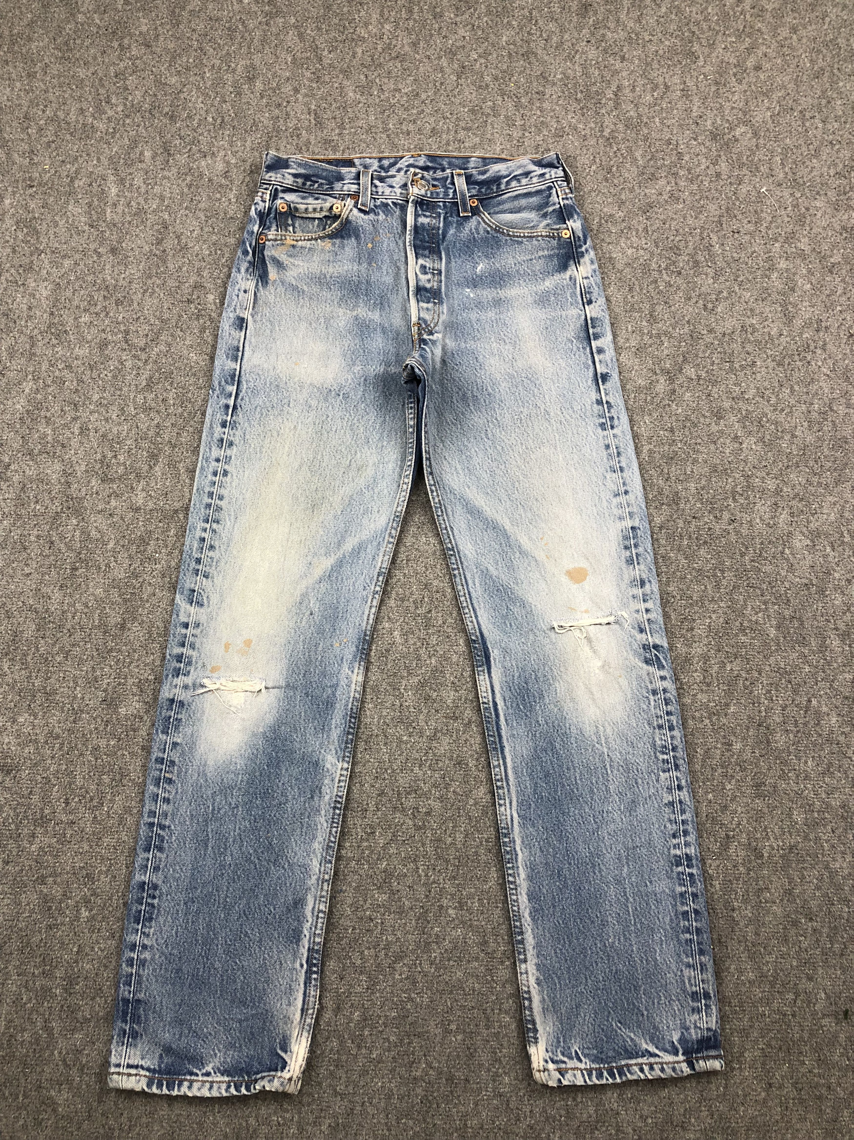 Vintage Levis 501 Distressed Blue Jeans DP1659