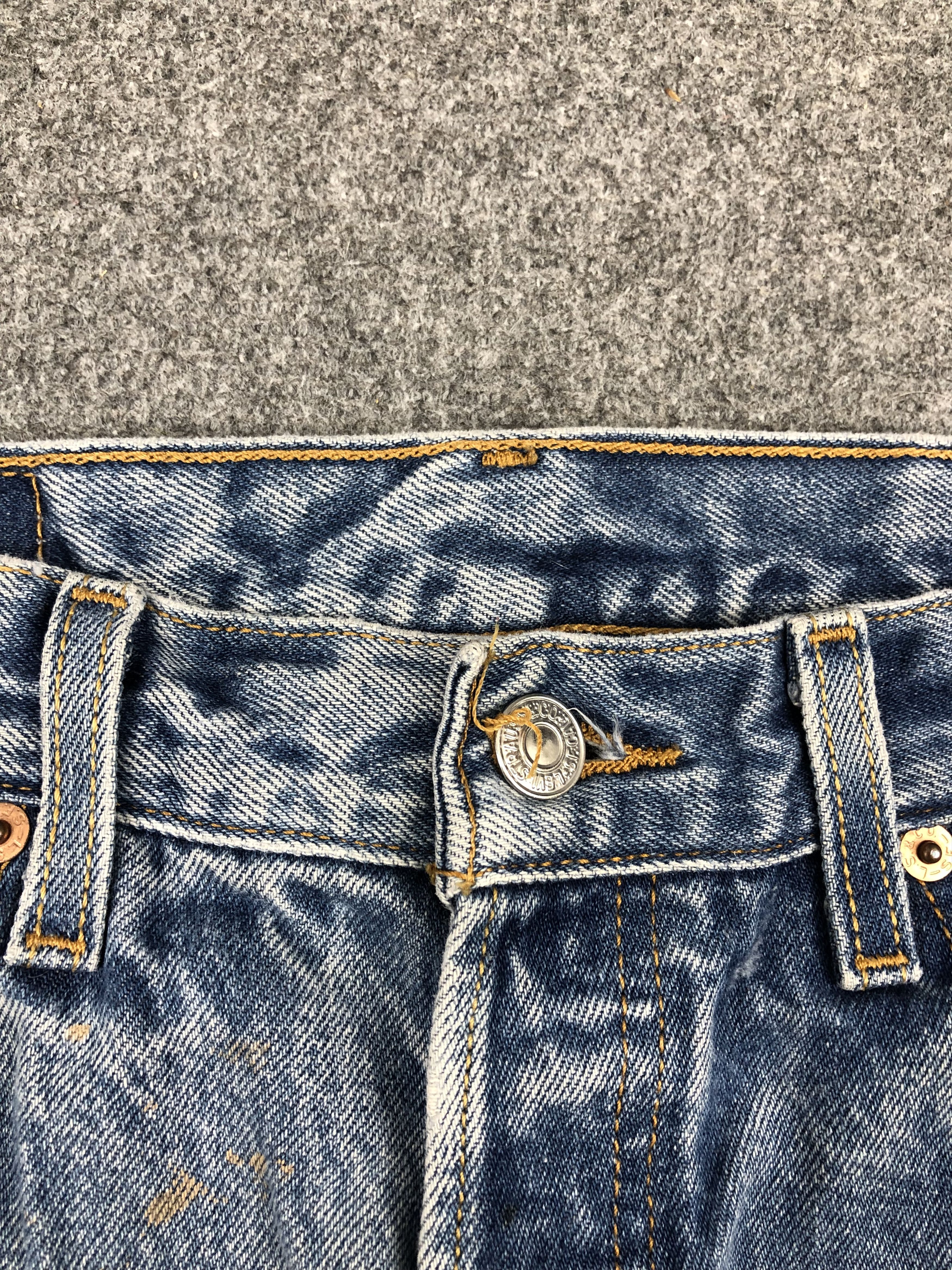 Levi's Vintage Levis 501 Distressed Blue Jeans DP1659 Size US 29 - 12 Thumbnail