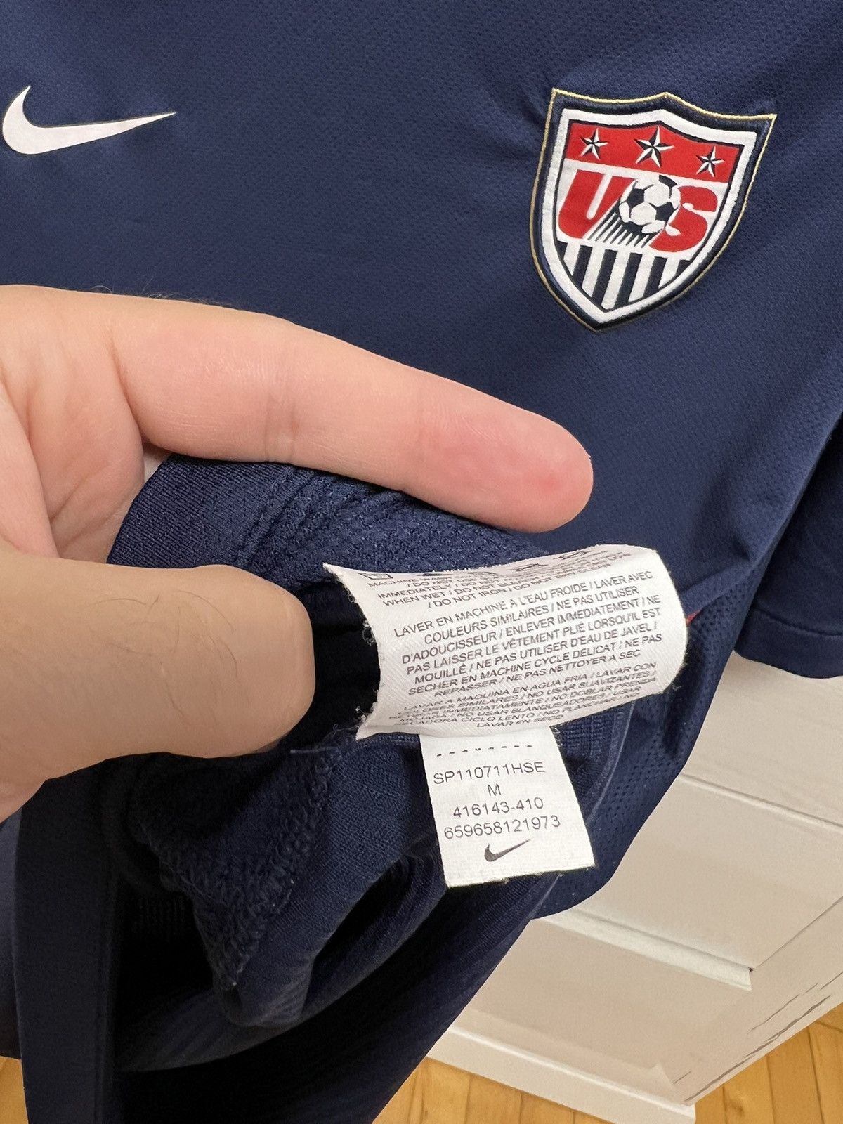 Nike Nike USA USMNT 2011 Training Gold Cup Soccer Futbol Jersey Size US M / EU 48-50 / 2 - 4 Thumbnail