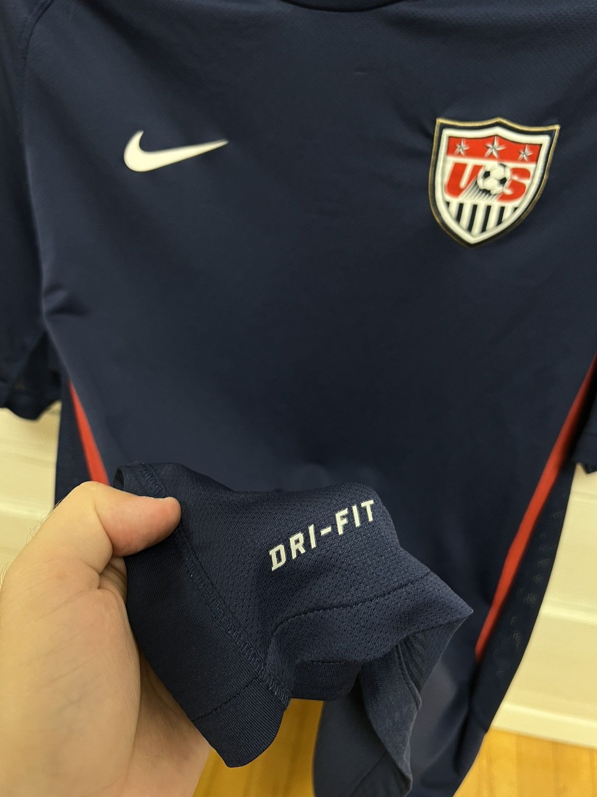 Nike Nike USA USMNT 2011 Training Gold Cup Soccer Futbol Jersey Size US M / EU 48-50 / 2 - 5 Thumbnail