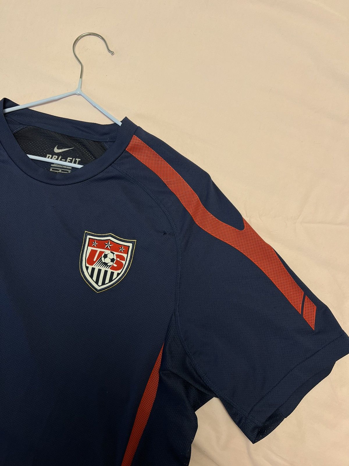 Nike Nike USA USMNT 2011 Training Gold Cup Soccer Futbol Jersey Size US M / EU 48-50 / 2 - 3 Thumbnail