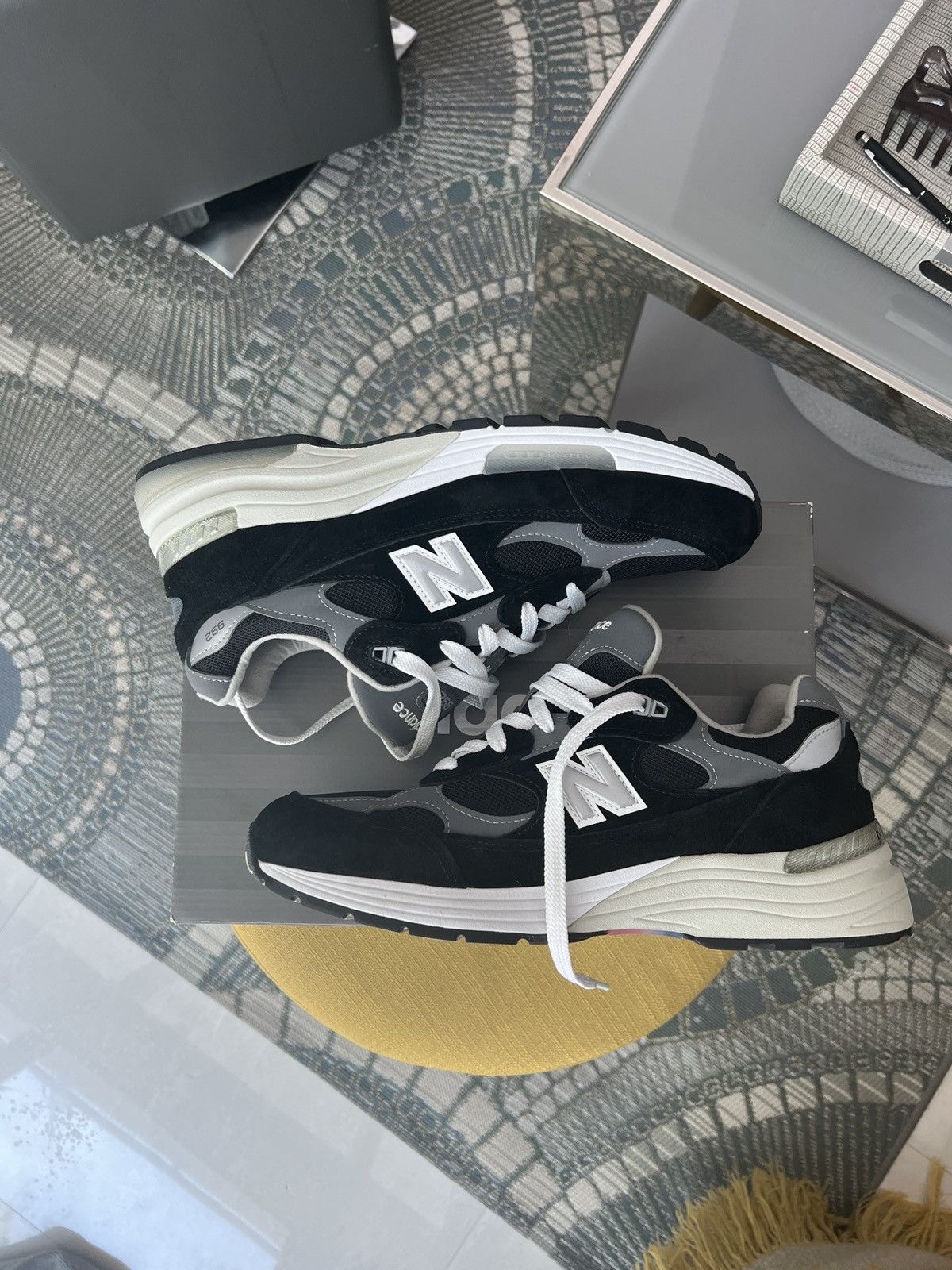 New Balance New Balance 992 Sneaker Size US 10 / EU 43 - 7 Thumbnail