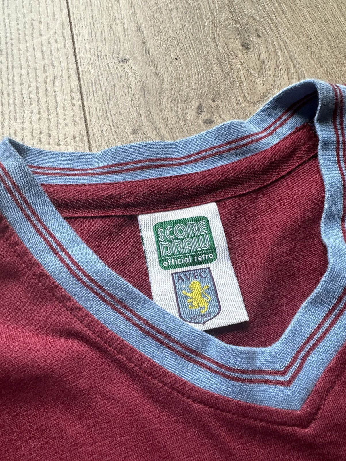 Vintage Aston Villa Vintage Score Draw Soccer Jersey Size US L / EU 52-54 / 3 - 5 Thumbnail
