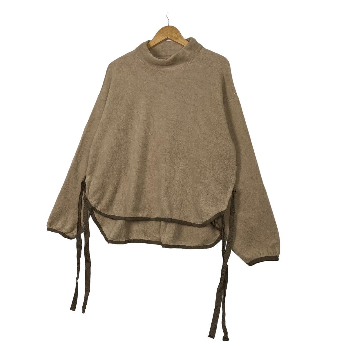 White Mountaineering 🔥 RIOT 🔥 Uniqlo X White Mountaineering Fleece Sweater Size US M / EU 48-50 / 2 - 2 Thumbnail