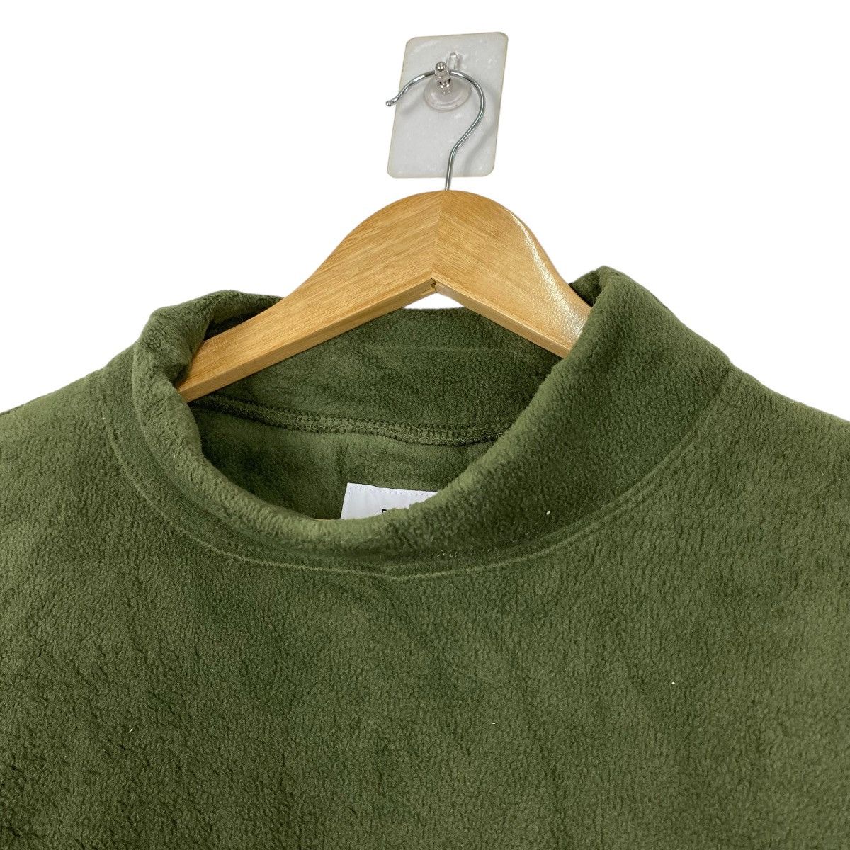 Uniqlo × White Mountaineering 💥Uniqlo X White Mountaineering Fleece Sweater Baggy Size L Size US L / EU 52-54 / 3 - 5 Thumbnail