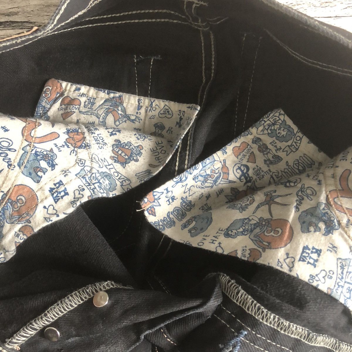 Evisu × Puma 💣 Y2K Evisu x Puma black waxed pant Streetwear Size US 32 / EU 48 - 14 Thumbnail