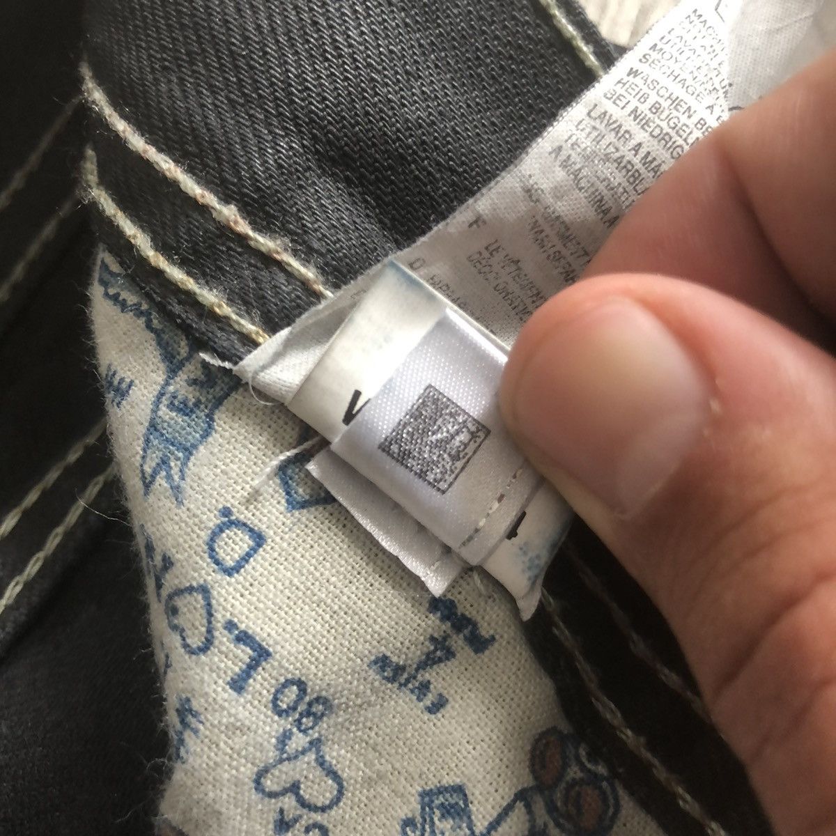 Evisu × Puma 💣 Y2K Evisu x Puma black waxed pant Streetwear Size US 32 / EU 48 - 13 Thumbnail
