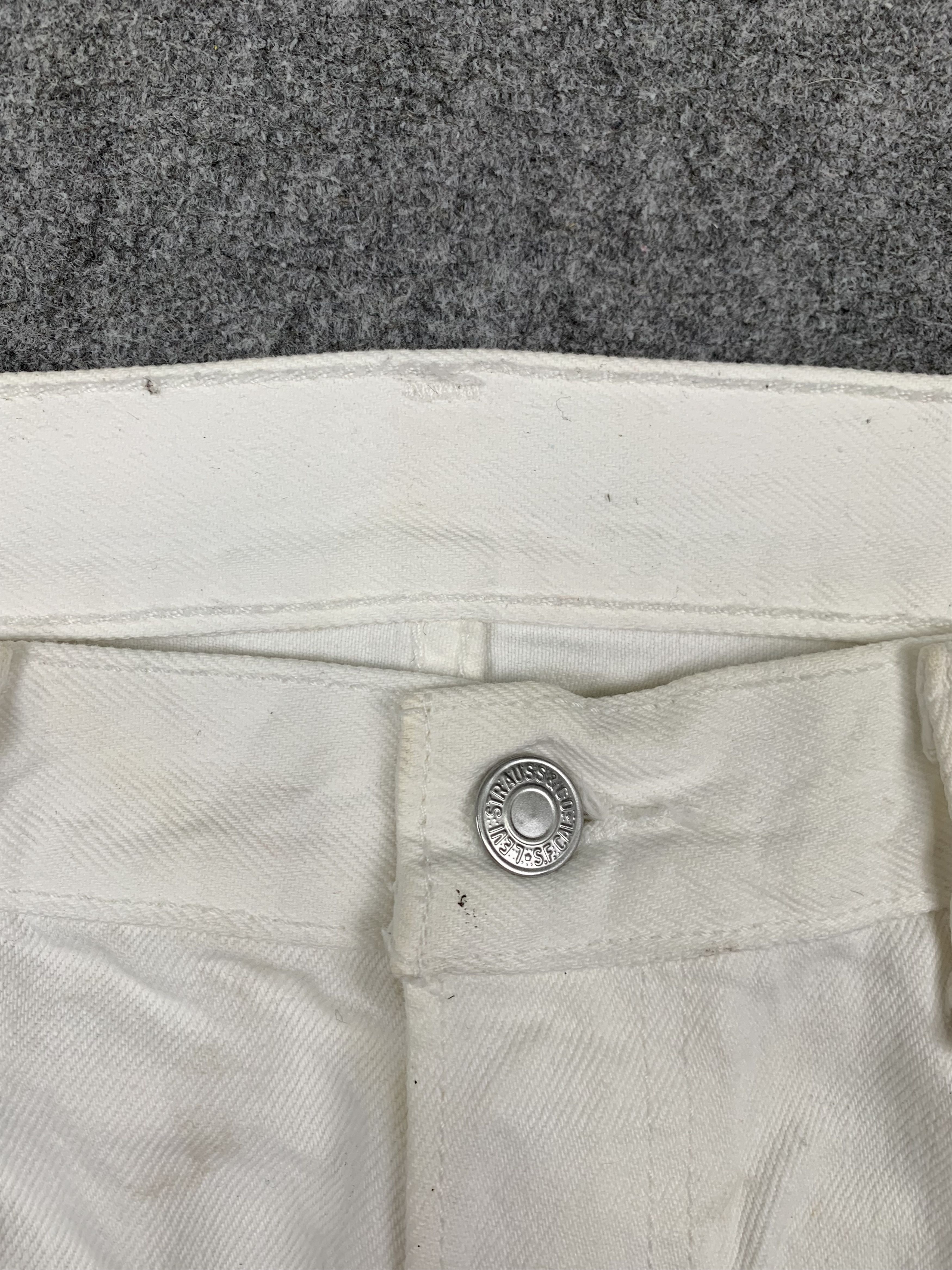 Levi's × Vintage Vintage Levis 501 White Jeans Size US 33 - 12 Thumbnail