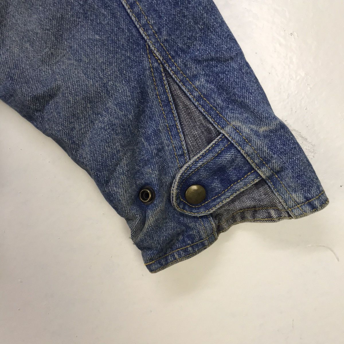 Japanese Brand Saddlery Street Fashion Japanese Brand Two Tone Denim Jacket Size US S / EU 44-46 / 1 - 12 Thumbnail