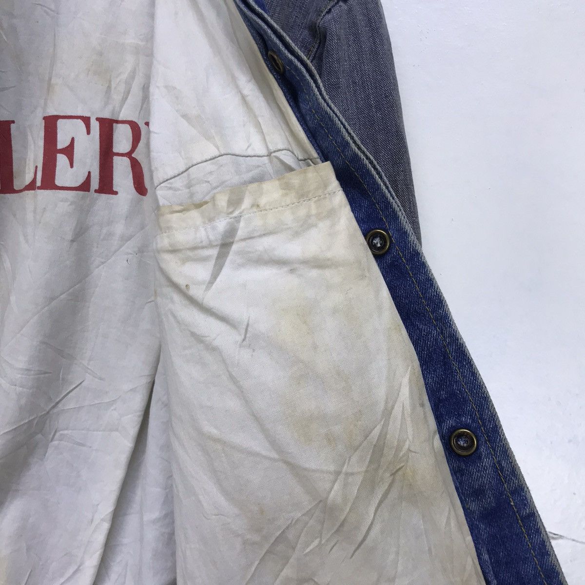 Japanese Brand Saddlery Street Fashion Japanese Brand Two Tone Denim Jacket Size US S / EU 44-46 / 1 - 23 Thumbnail
