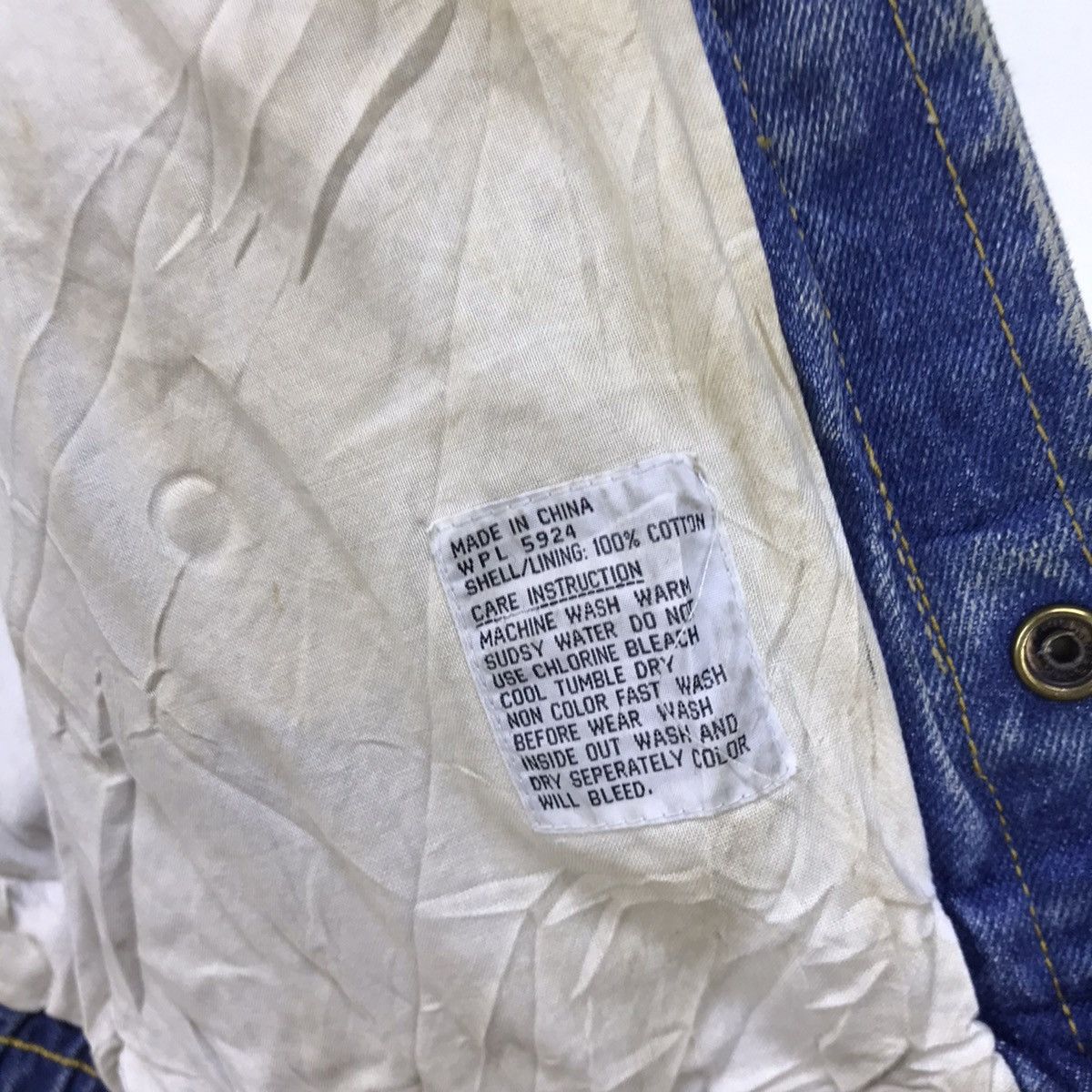 Japanese Brand Saddlery Street Fashion Japanese Brand Two Tone Denim Jacket Size US S / EU 44-46 / 1 - 22 Thumbnail