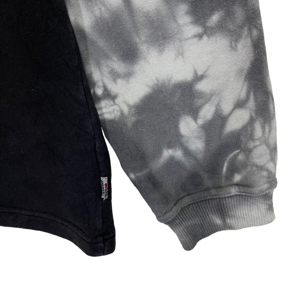 Vintage Vintage Ryu Sport Surf Big Logo Tie Die Crewneck Sweatshirt Size US M / EU 48-50 / 2 - 6 Thumbnail