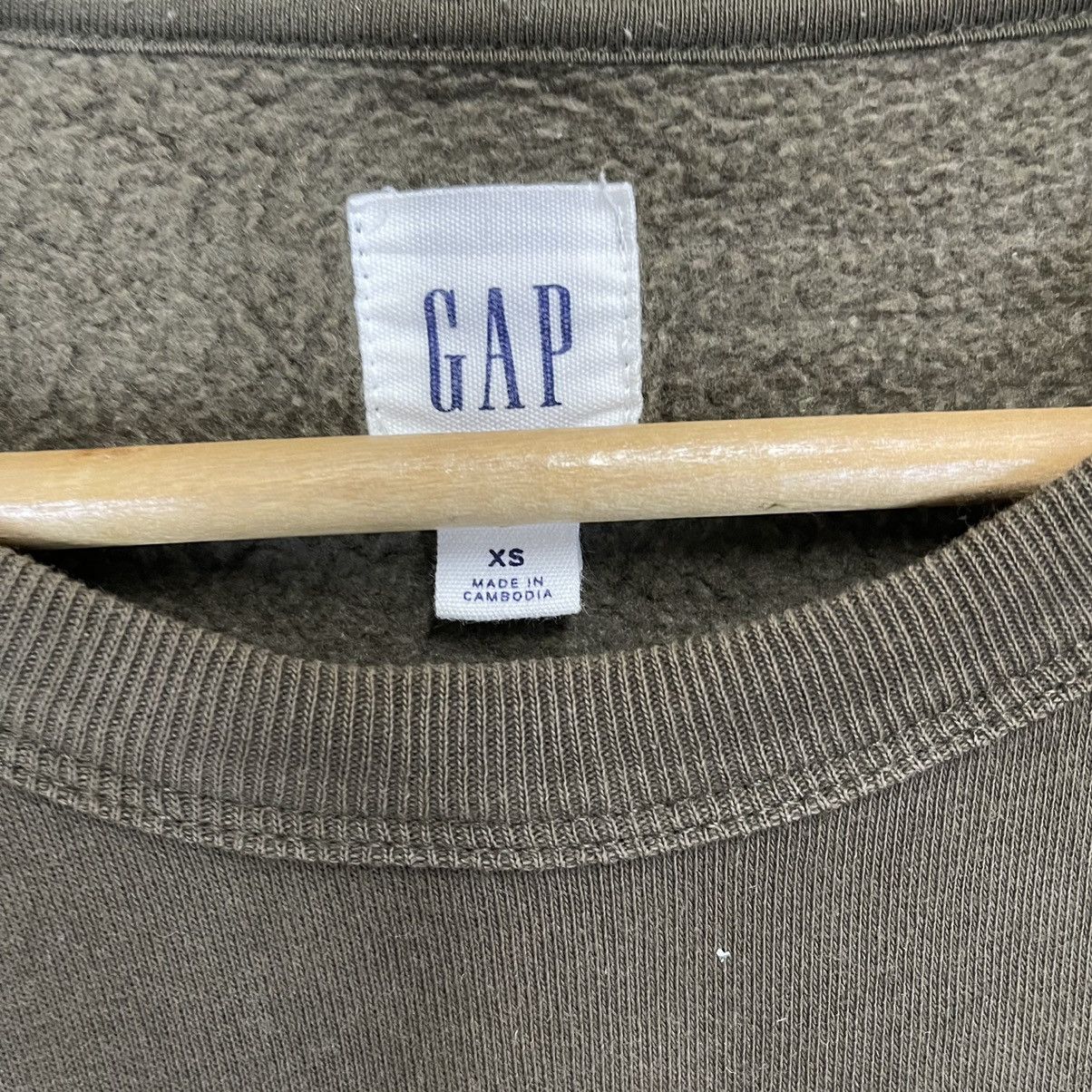 Gap Vintage Gap Big Logo Crewneck Sweatshirt Size S Size US S / EU 44-46 / 1 - 8 Thumbnail