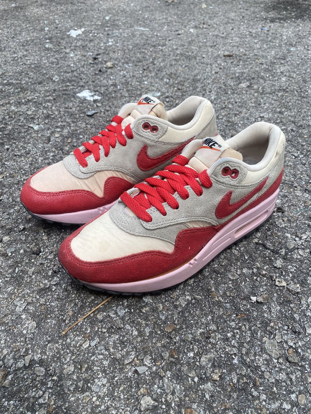 Nike Women’s Nike Air Max 1 2012 Vintage Hyper Red Size US 7.5 / IT 37.5 - 3 Thumbnail