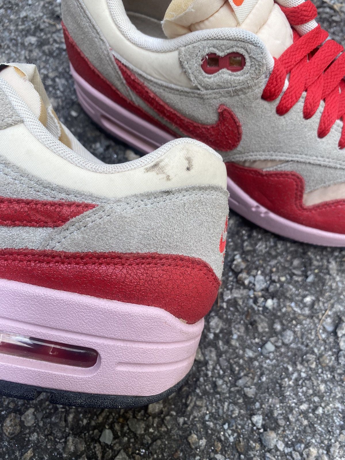 Nike Women’s Nike Air Max 1 2012 Vintage Hyper Red Size US 7.5 / IT 37.5 - 7 Thumbnail