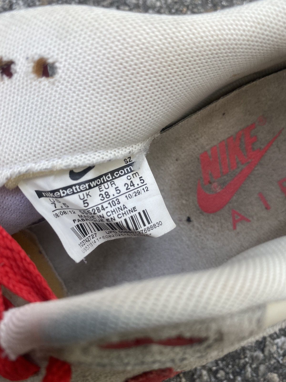 Nike Women’s Nike Air Max 1 2012 Vintage Hyper Red Size US 7.5 / IT 37.5 - 10 Thumbnail