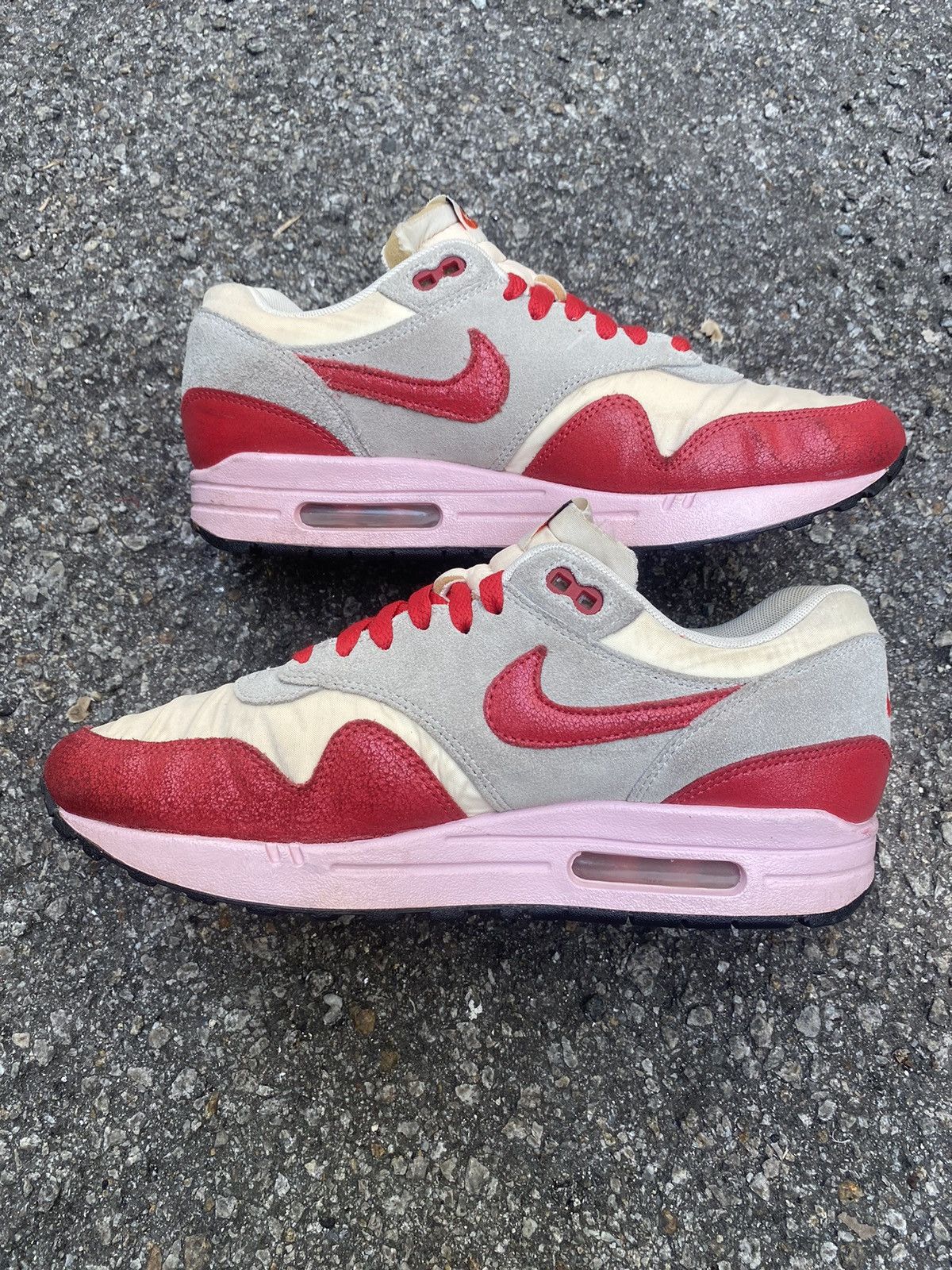 Nike Nike Air Max 1 2012 Vintage Hyper Red Size US 8 / EU 41 - 2 Thumbnail