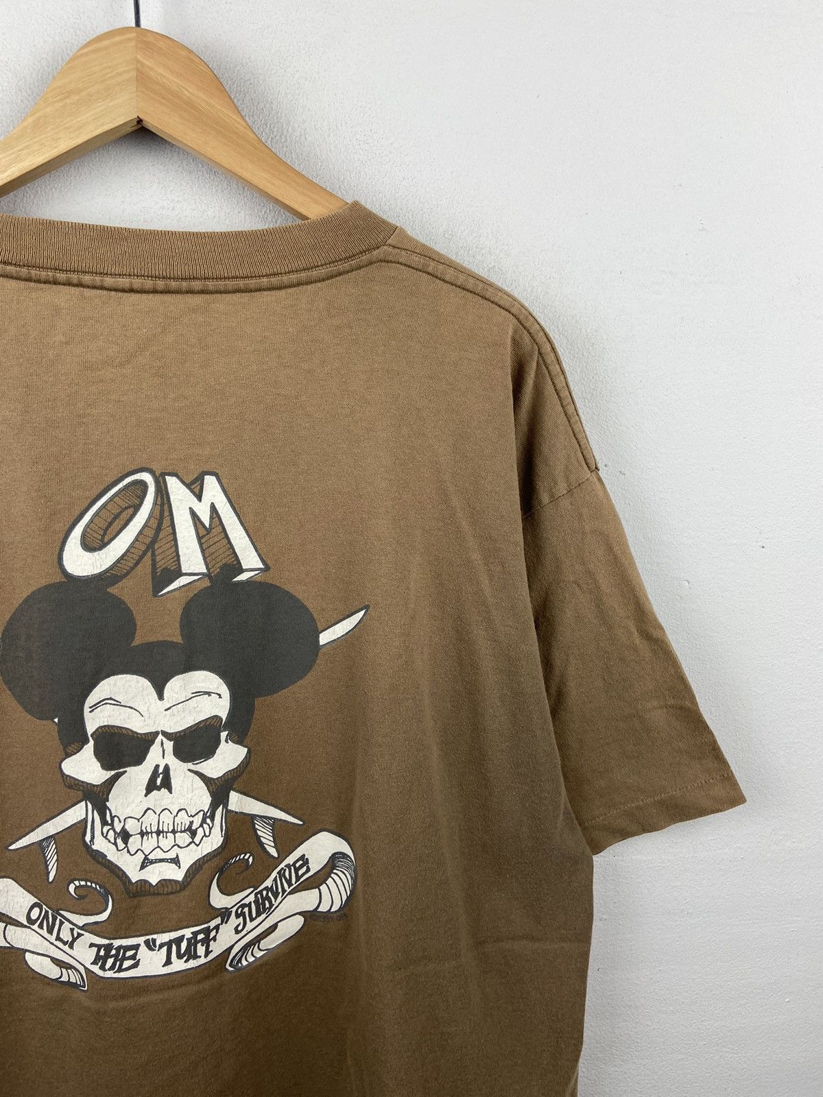 Vintage Vintage Om Skateboard”Only The Tuff Survive “Surf Rare Tee Size US XL / EU 56 / 4 - 2 Thumbnail