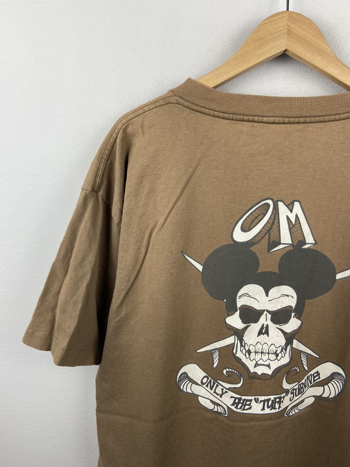 Vintage Vintage Om Skateboard”Only The Tuff Survive “Surf Rare Tee Size US XL / EU 56 / 4 - 3 Thumbnail