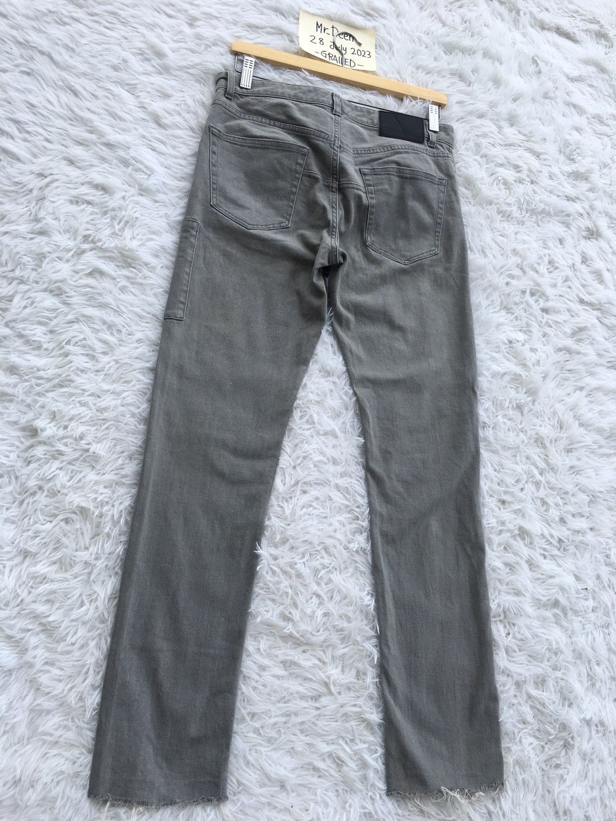 Jun Takahashi Rare Undercover Uniqlo Jeans Size US 31 - 18 Thumbnail
