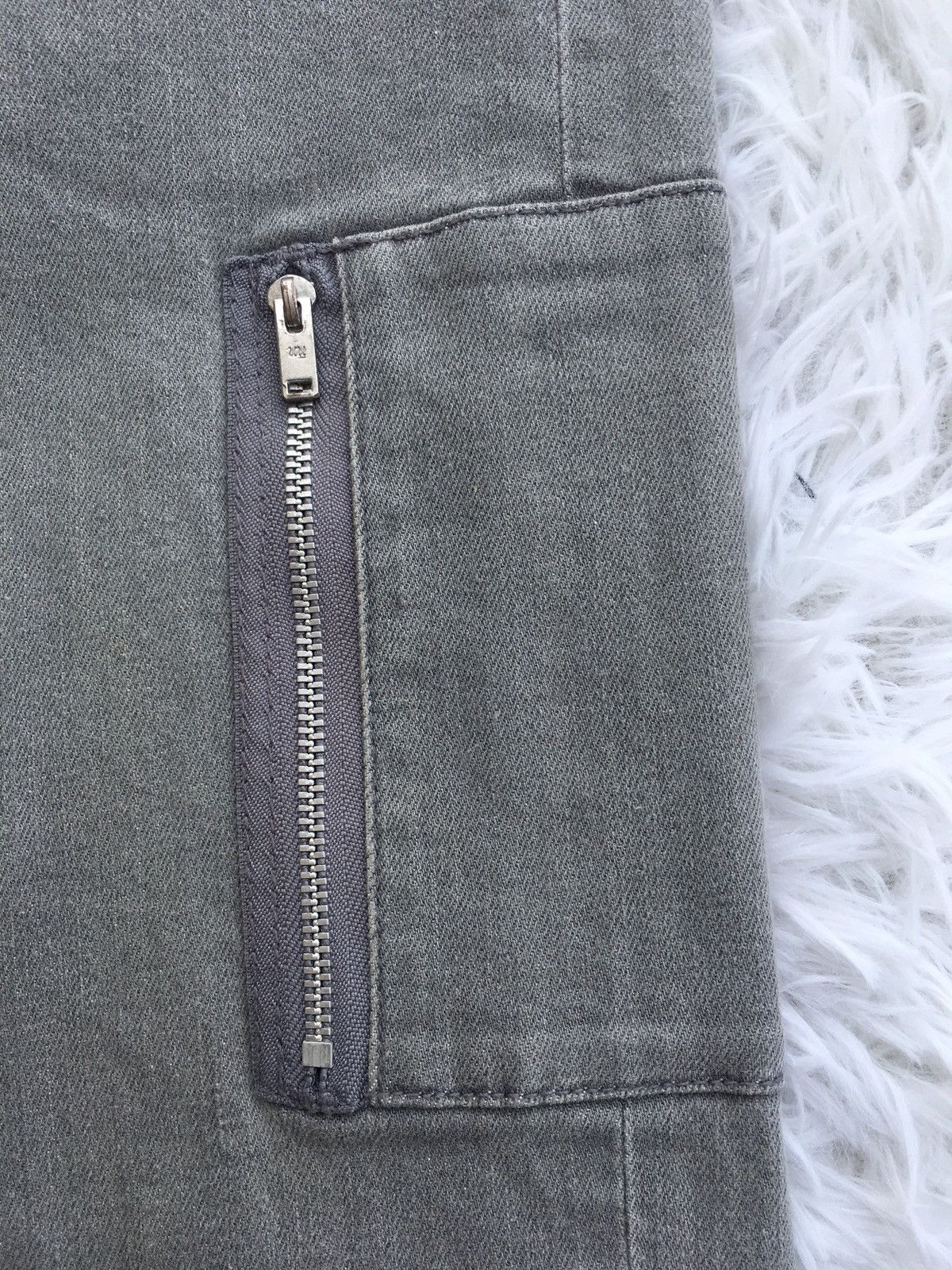 Jun Takahashi Rare Undercover Uniqlo Jeans Size US 31 - 8 Thumbnail