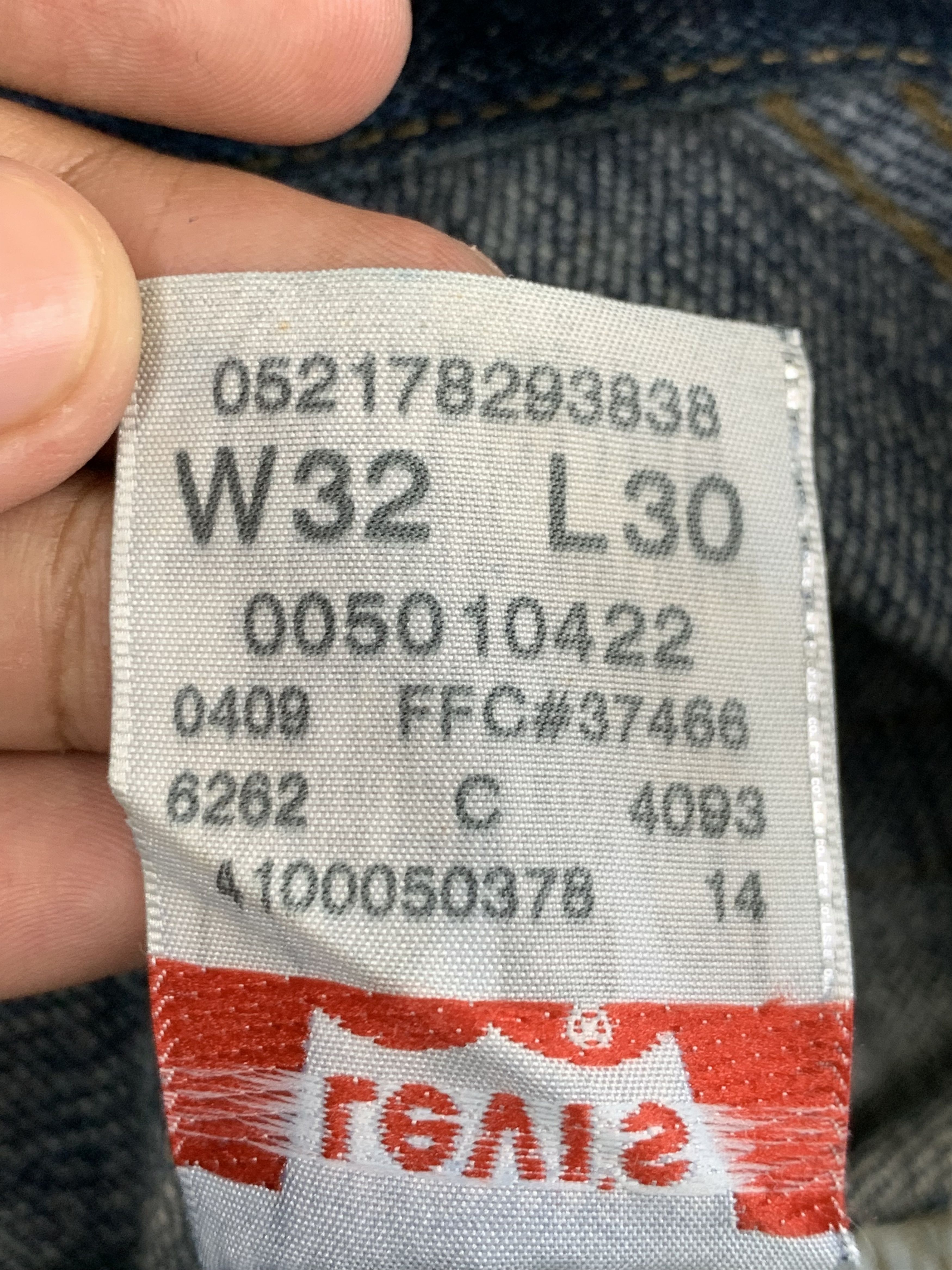 Levi's Vintage Levis 501 Faded Blue Jeans DP1801 Size US 35 - 9 Thumbnail
