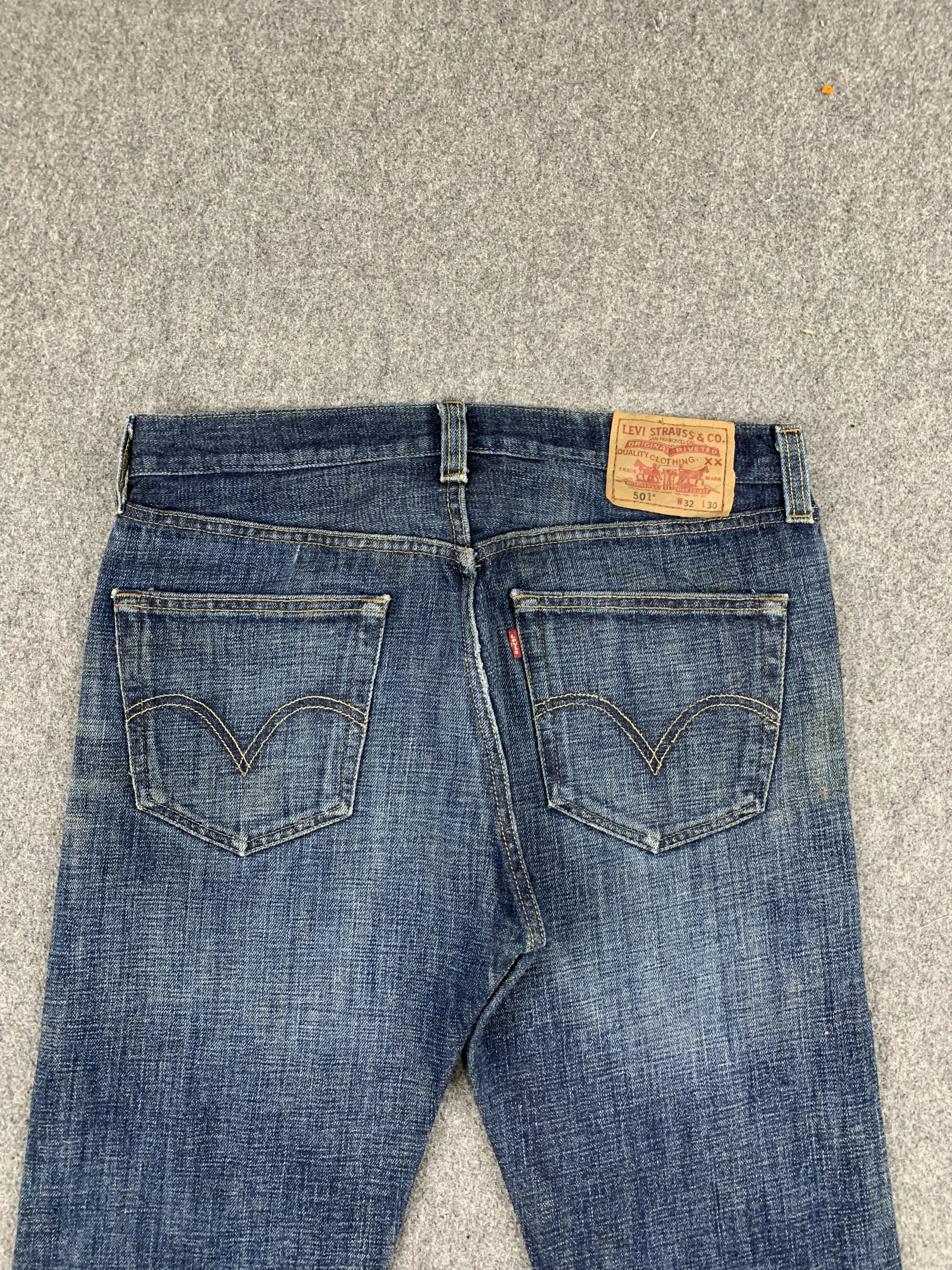 Levi's Vintage Levis 501 Faded Blue Jeans DP1801 Size US 35 - 4 Thumbnail