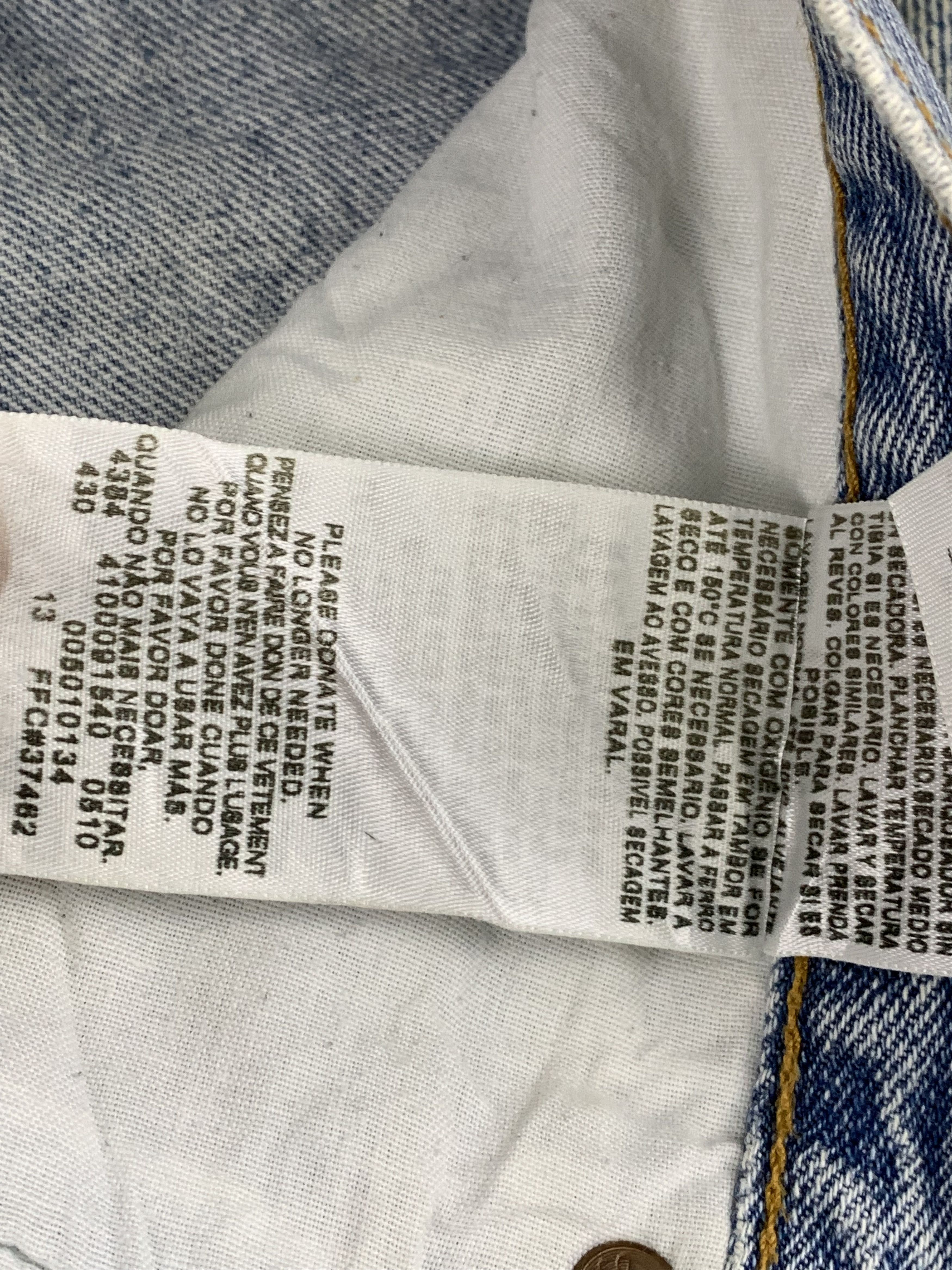 Levi's × Vintage Vintage Distressed Levis 501 Faded Blue Jeans Size US 38 / EU 54 - 10 Thumbnail