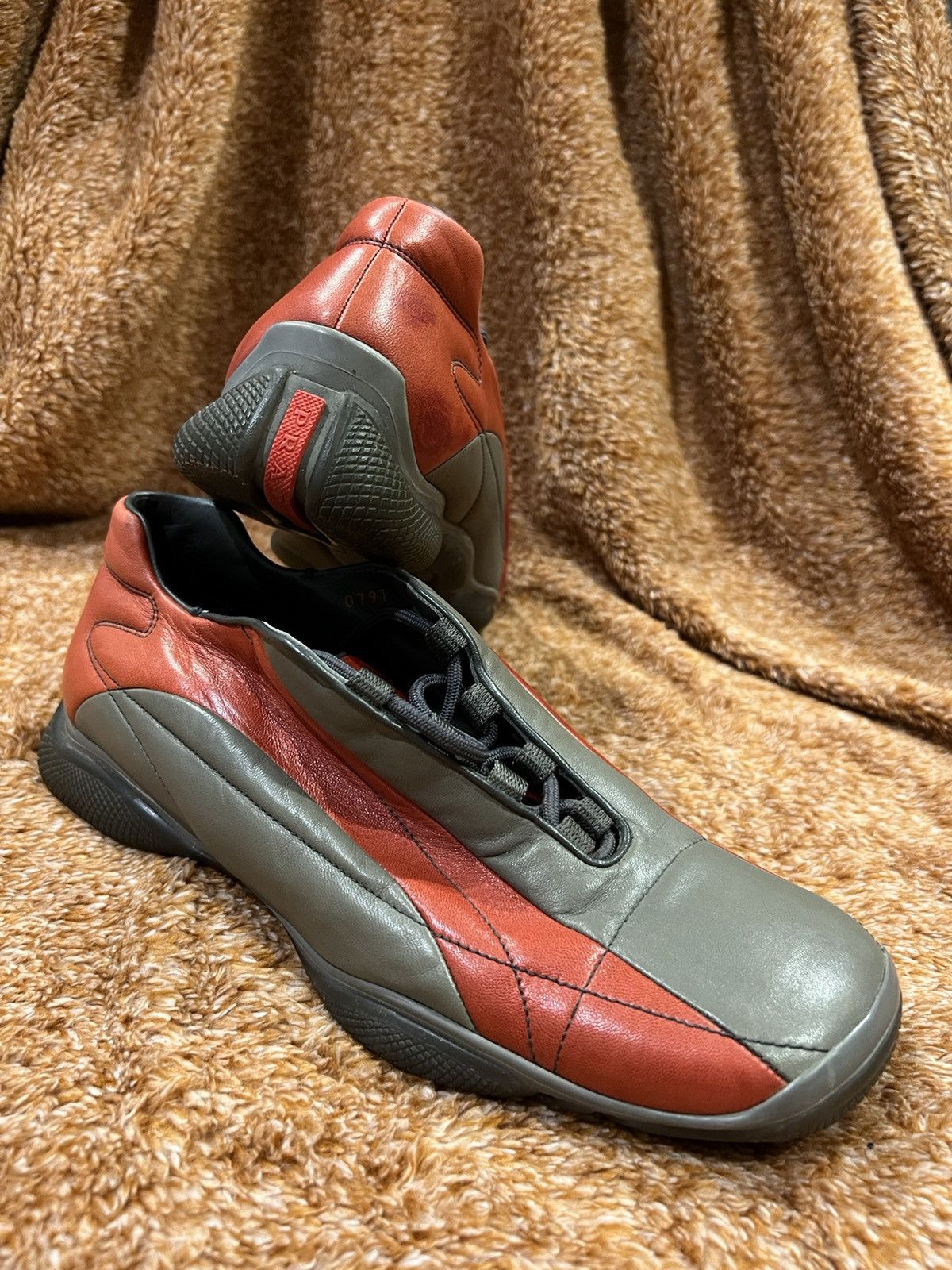 Prada × Vintage Vintage Prada Flat Shoes Semi Leather Size 40 Size US 9.5 / EU 42-43 - 5 Thumbnail