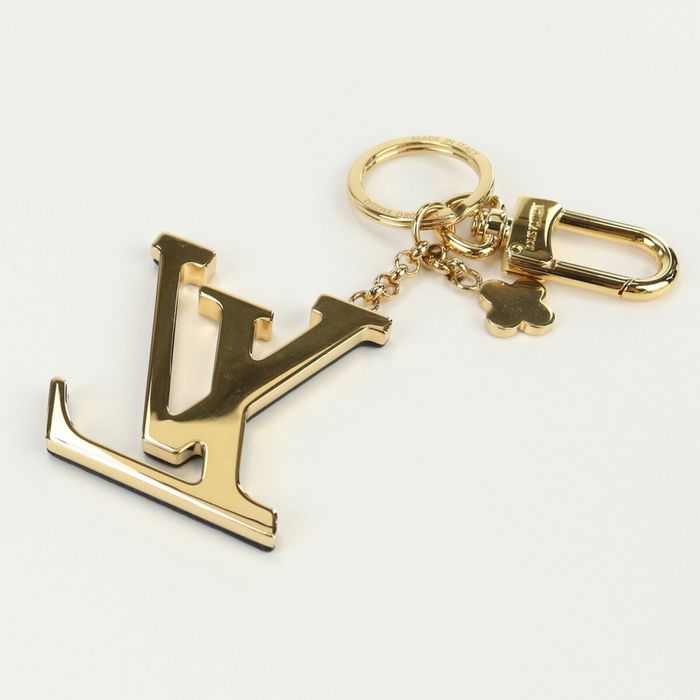 Louis Vuitton M63080 Keychain / LV Capucine Key Ring Metal Gold Unisex