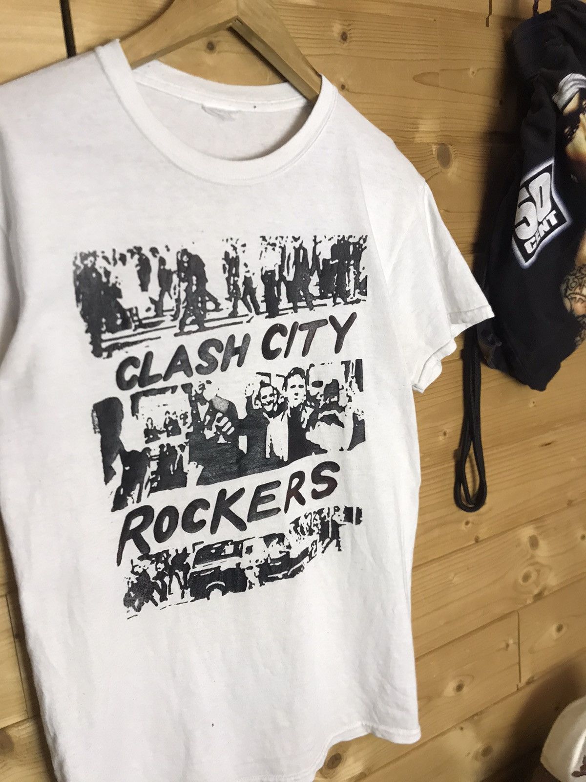 Band Tees Vintage Clash City Rockers t-shirt Size US S / EU 44-46 / 1 - 3 Thumbnail