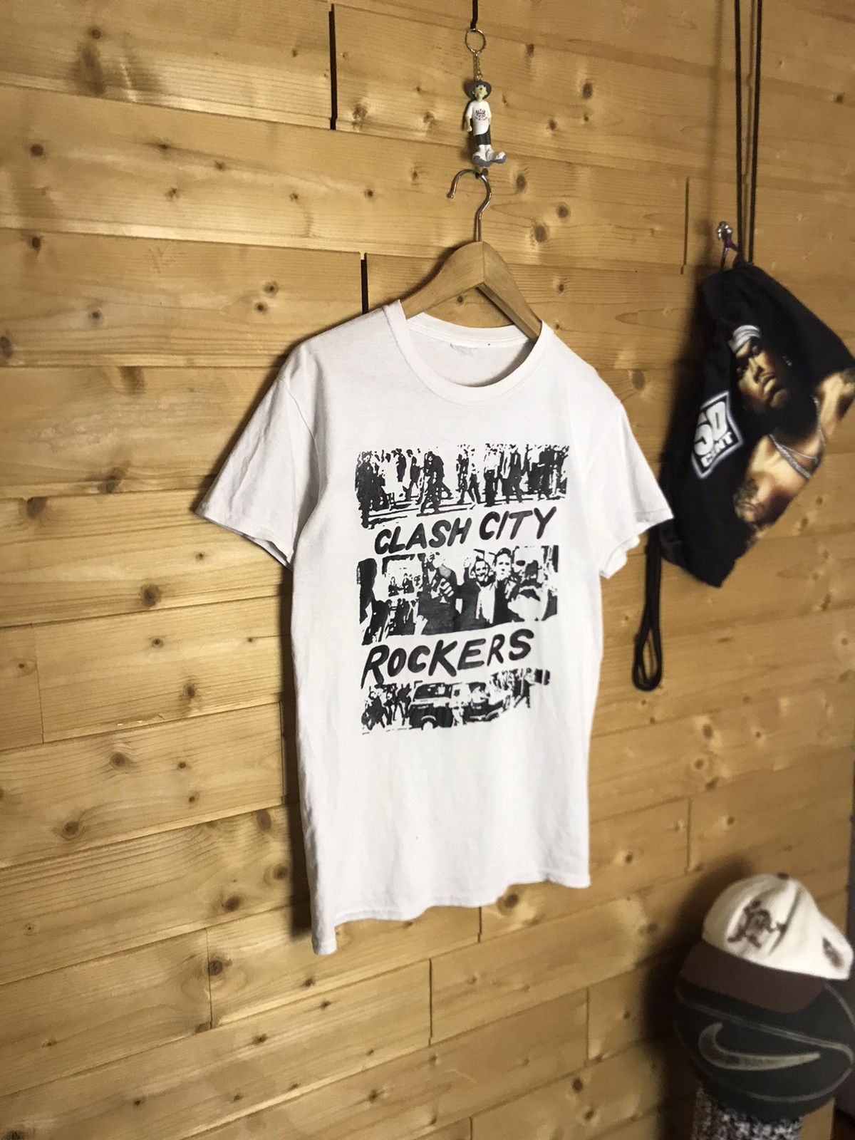 Band Tees Vintage Clash City Rockers t-shirt Size US S / EU 44-46 / 1 - 1 Thumbnail