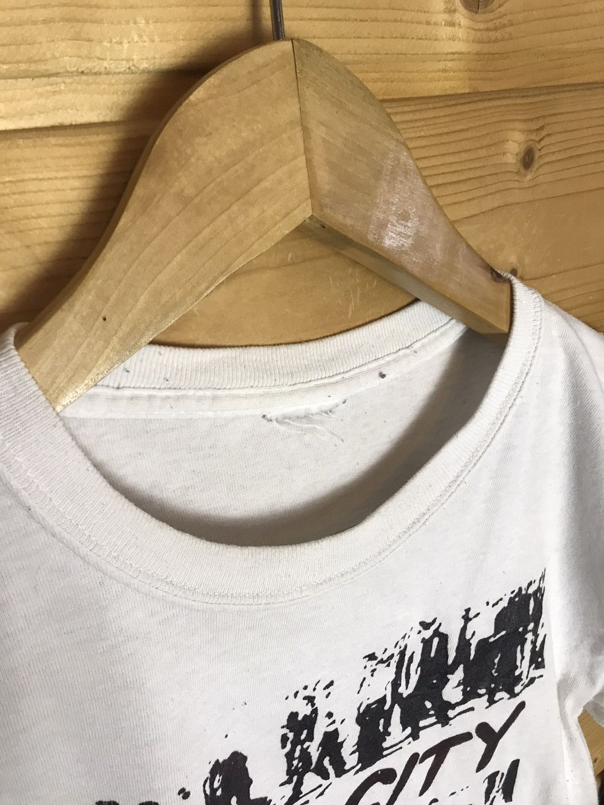 Band Tees Vintage Clash City Rockers t-shirt Size US S / EU 44-46 / 1 - 9 Thumbnail